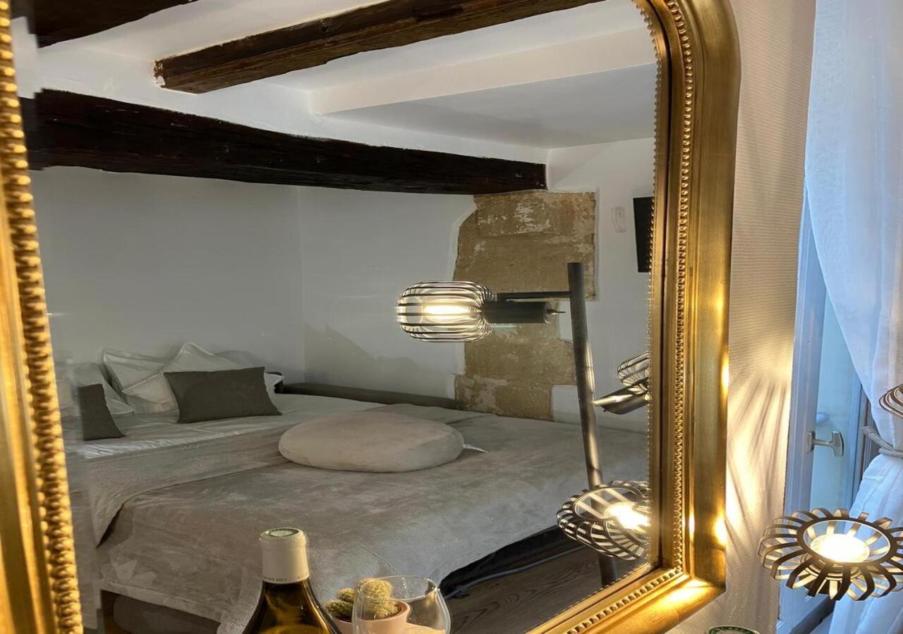 Elegant Retreat By Le Marais