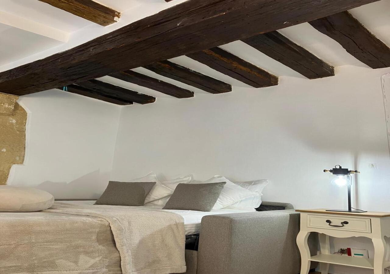 Elegant Retreat By Le Marais Paris