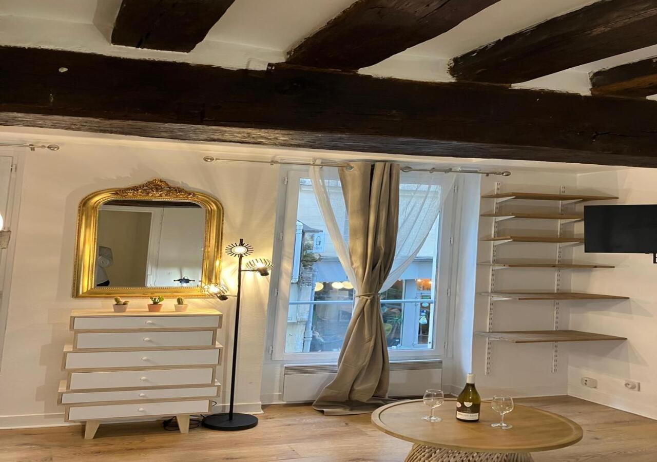 Elegant Retreat By Le Marais Appartement *