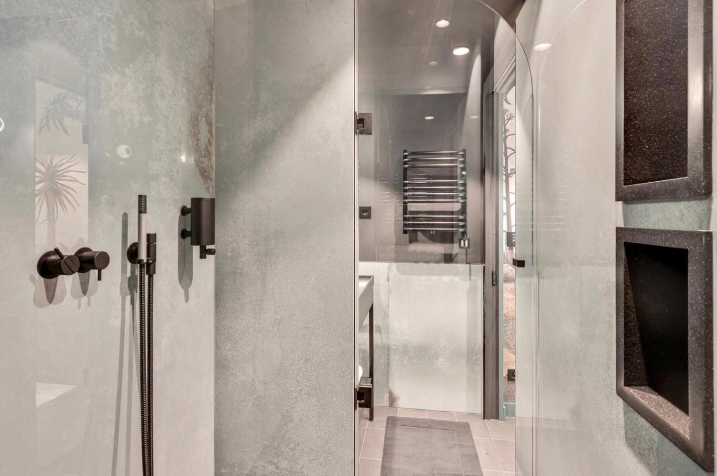 Splendide De 50m2 -montmartre *