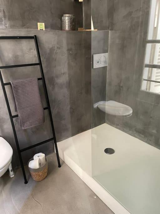 Appartement Au Coeur Du Marais, Un Joli ! *