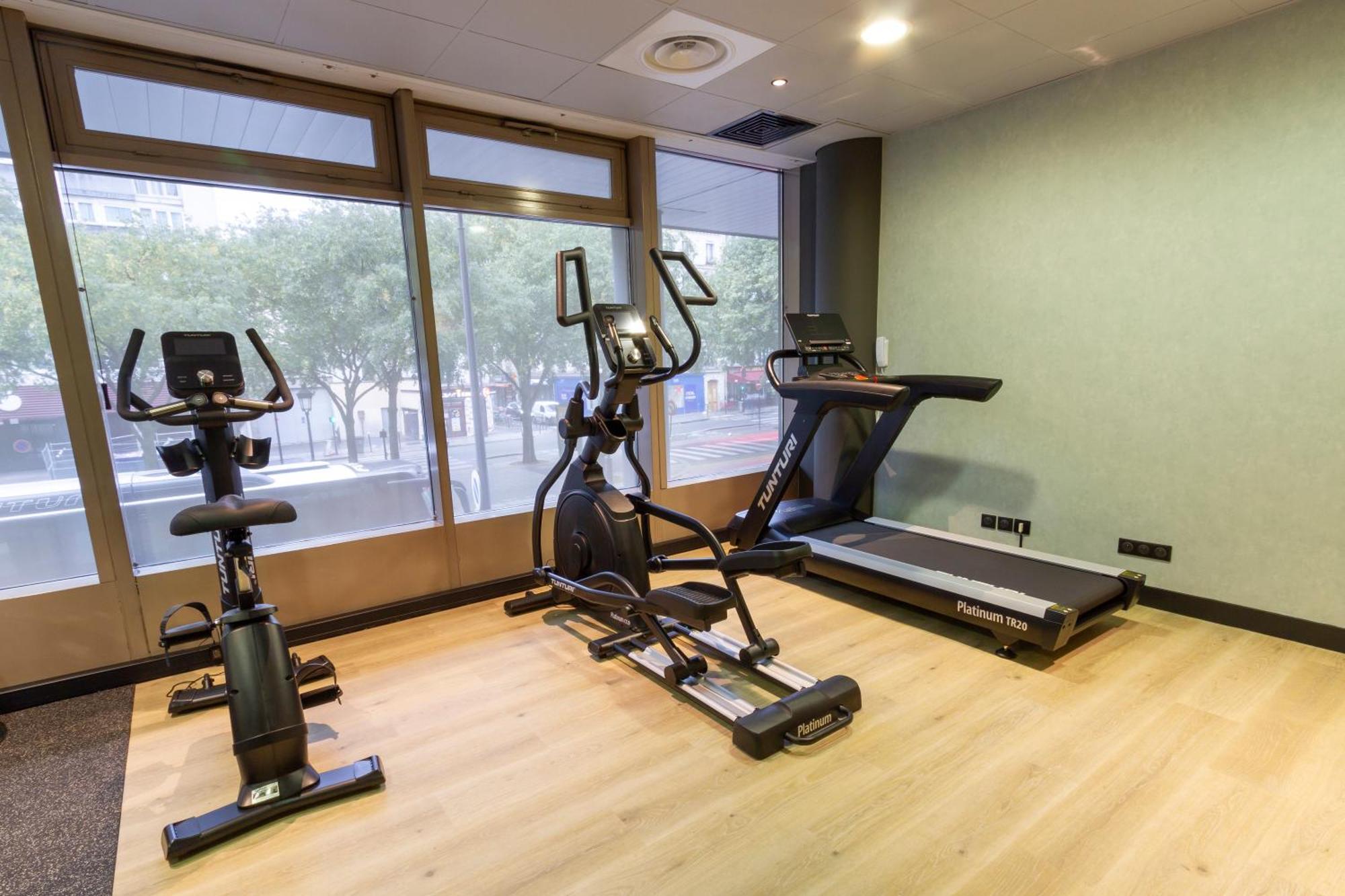 Campanile Prime 19 - La 3* Paris