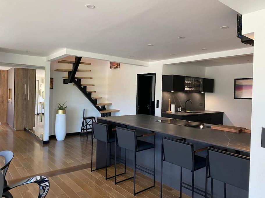 Duplex Familial Tour Eiffel Apartment
