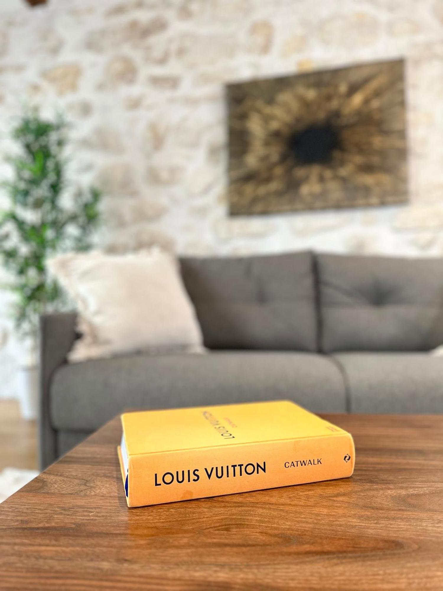 Brand New In Le Marais Apartment