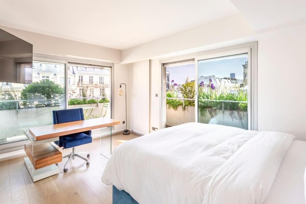 Duplex Familial Tour Eiffel Apartment *