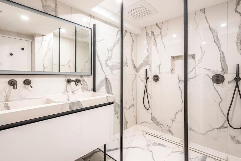 Duplex Familial Tour Eiffel Apartment
