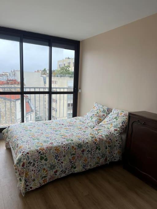 Grand Apartment *