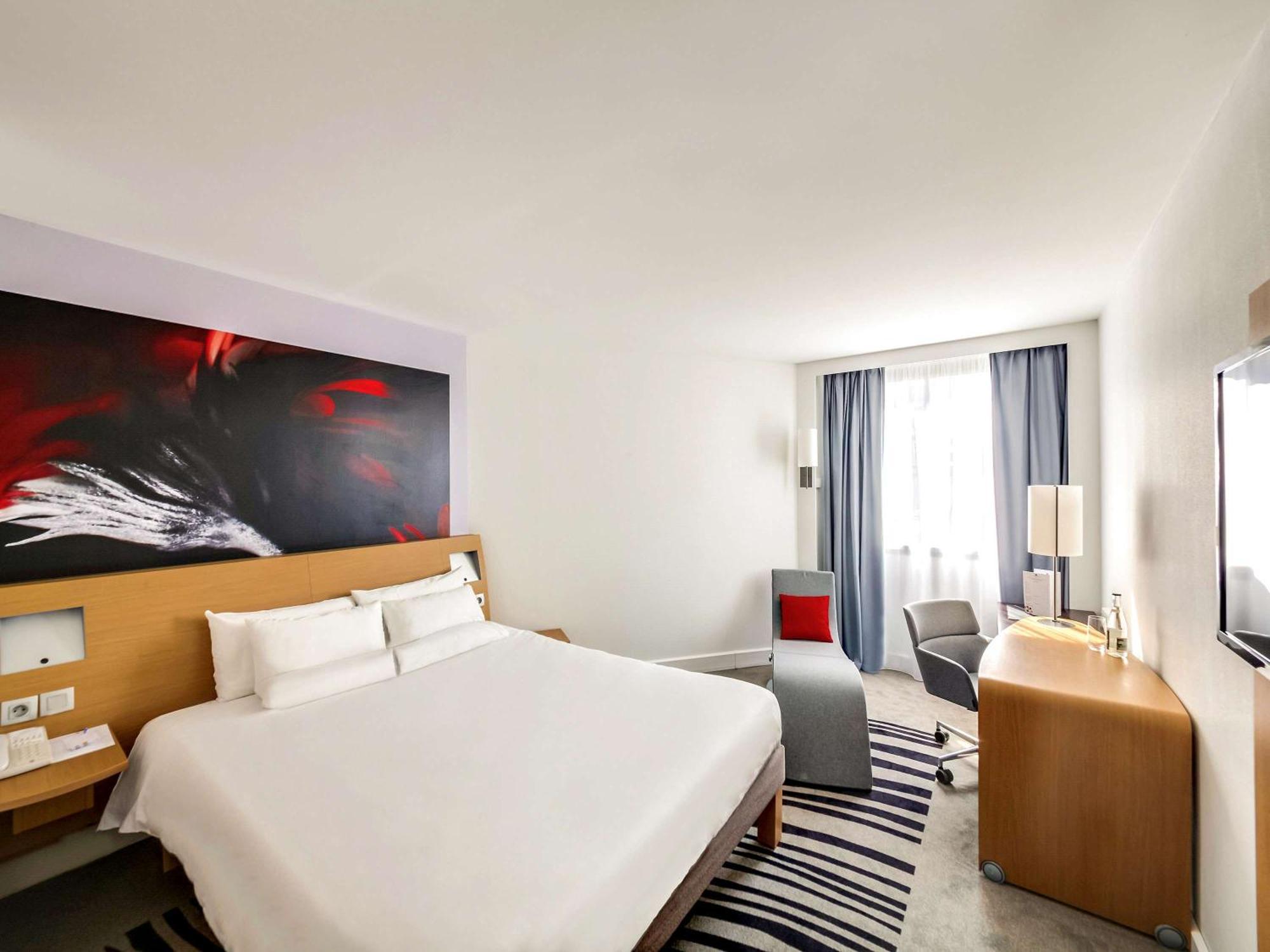 Novotel Centre Gare Montparnasse Hotel