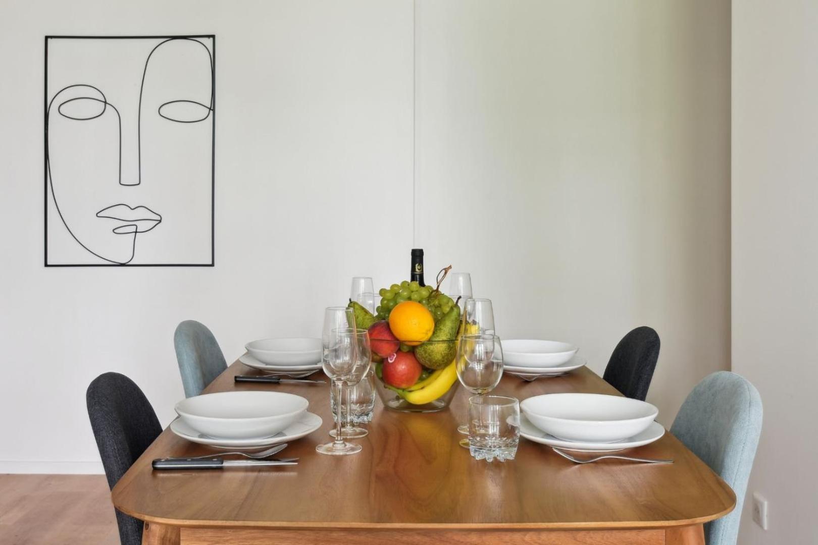 314 Monnier - Superb In * Paris