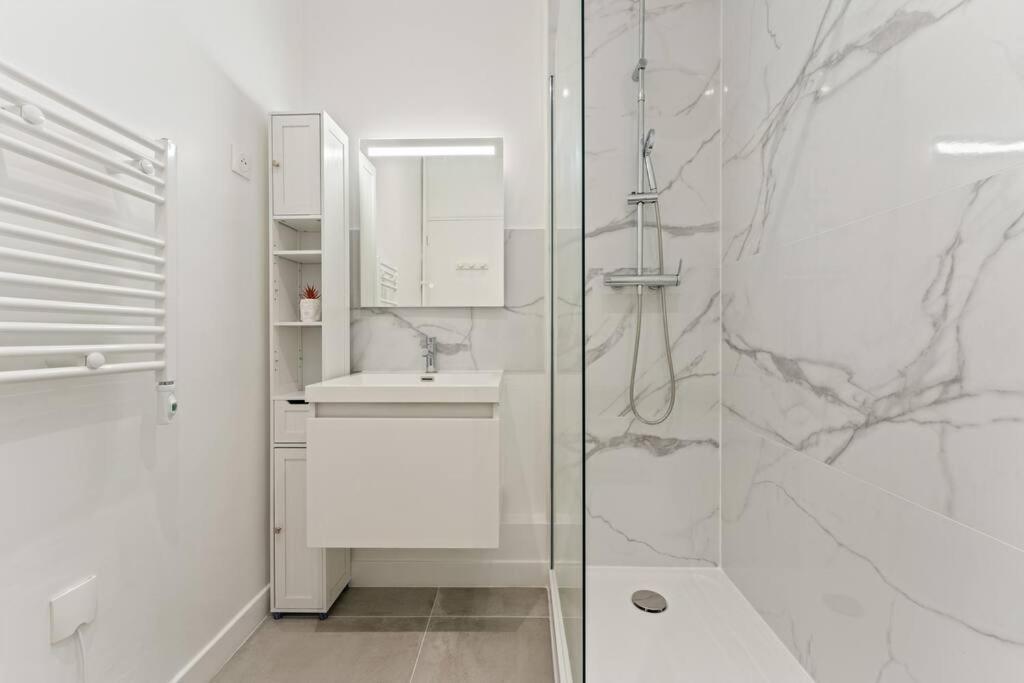 Appartement Perfect Emplacement - Metro 1 Min - Tour Eiffel 10min - Netflix