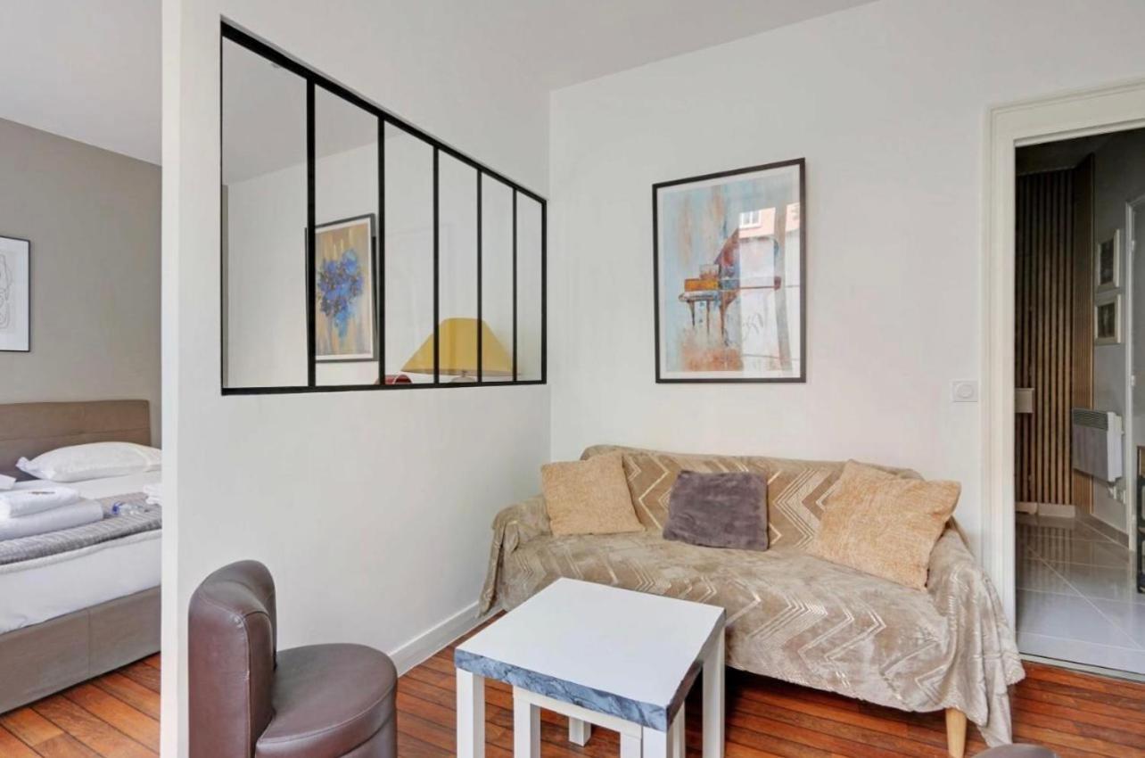 Magnifique 2 Pieces, Clair Neuf Appartement *