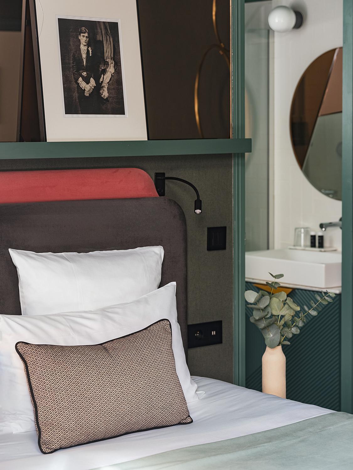 Bob By Elegancia Hotel