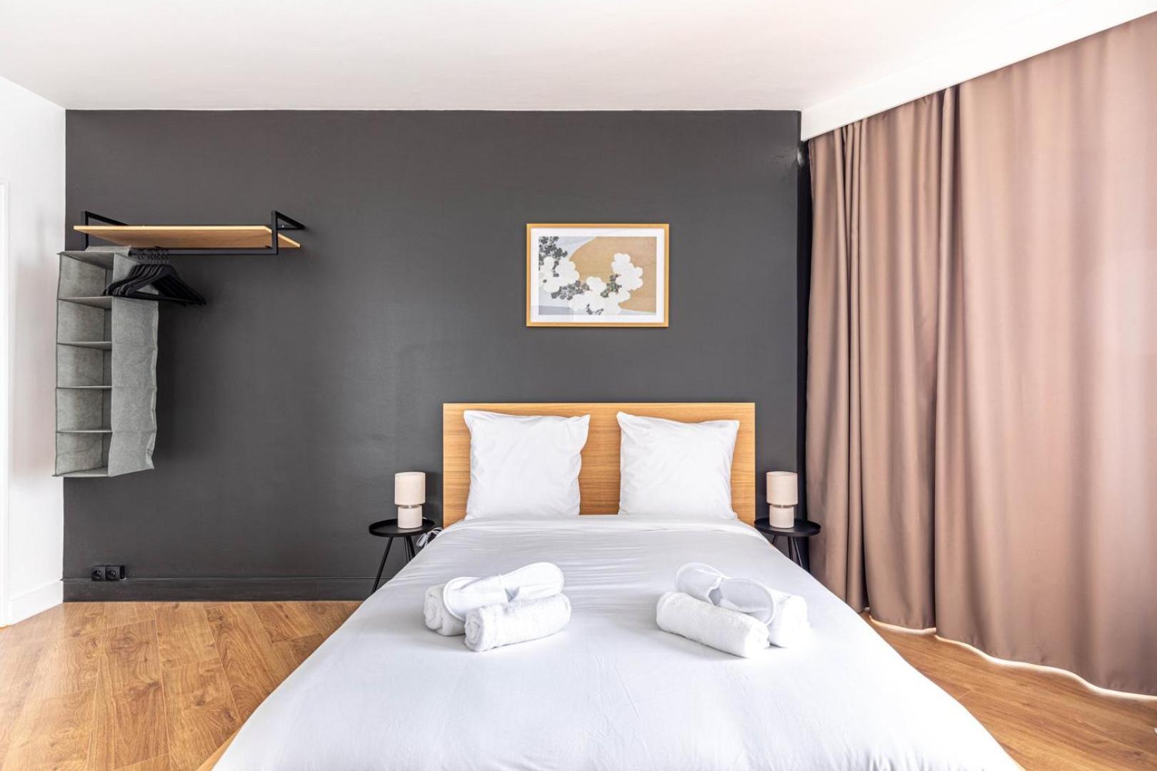 Guestready - Black Pearl Close To The Metro