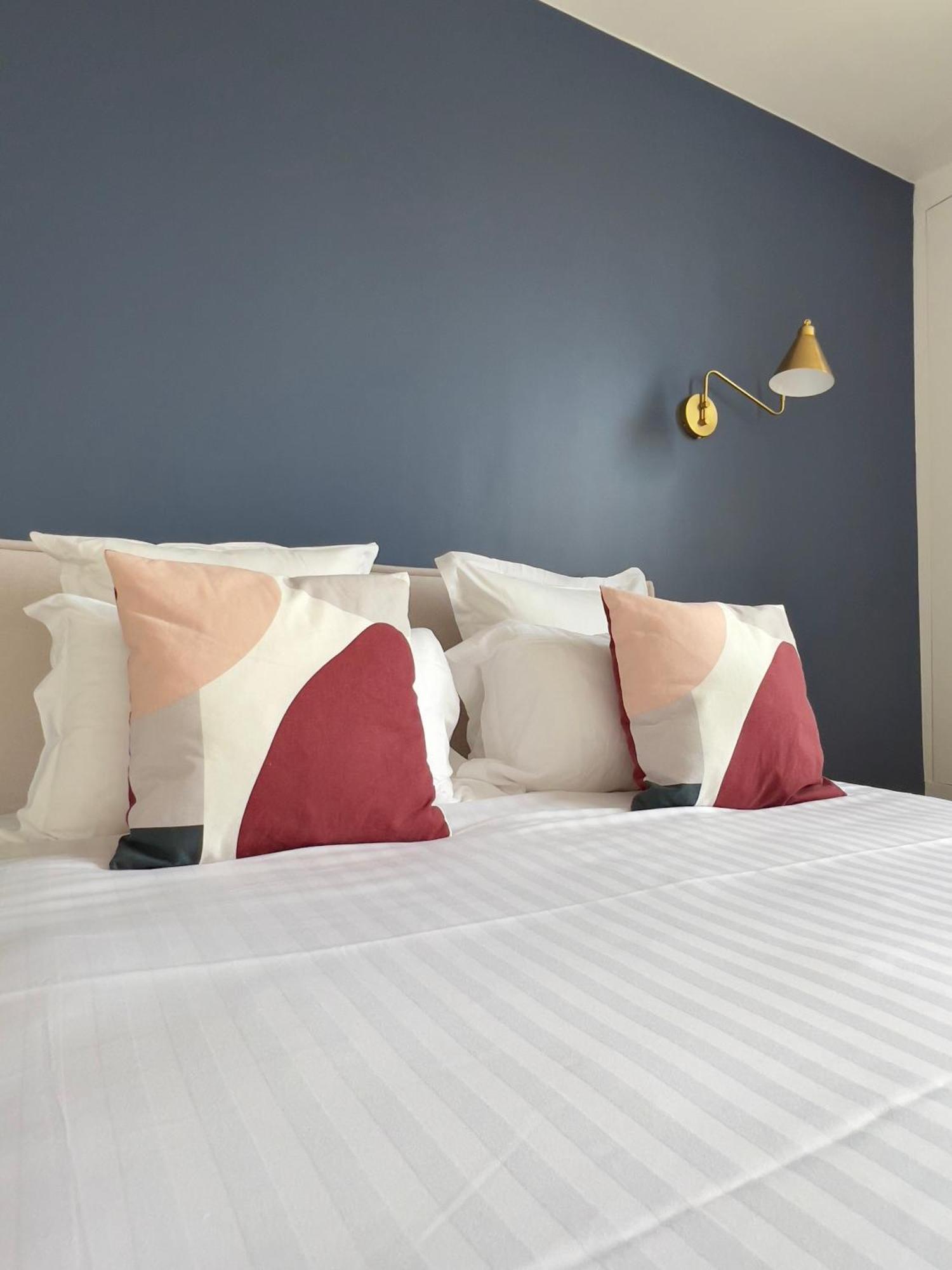 Apartment Pick A Flat's In Grands-boulevards - Boulevard Saint-denis *
