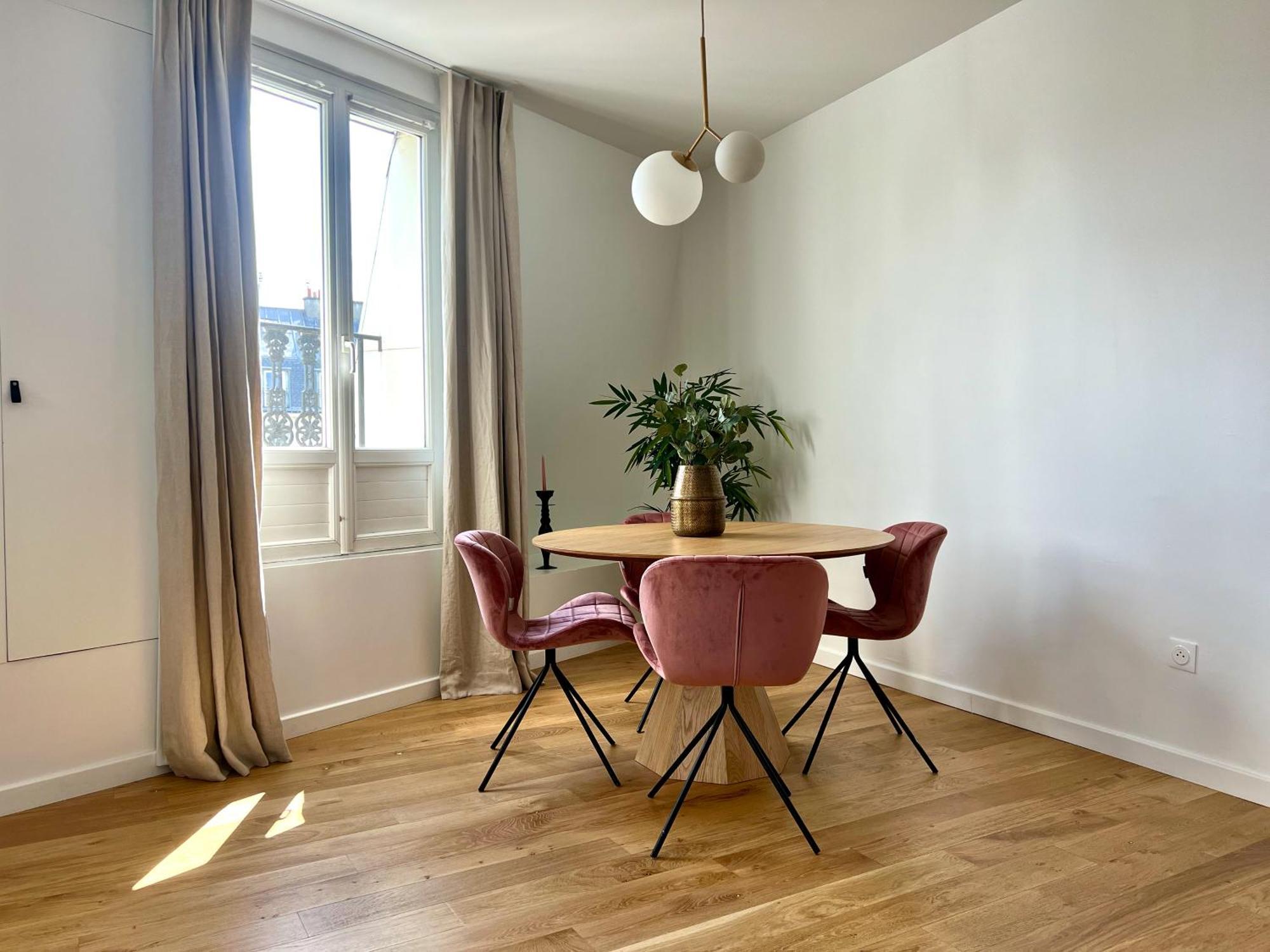 Apartment Pick A Flat's In Grands-boulevards - Boulevard Saint-denis