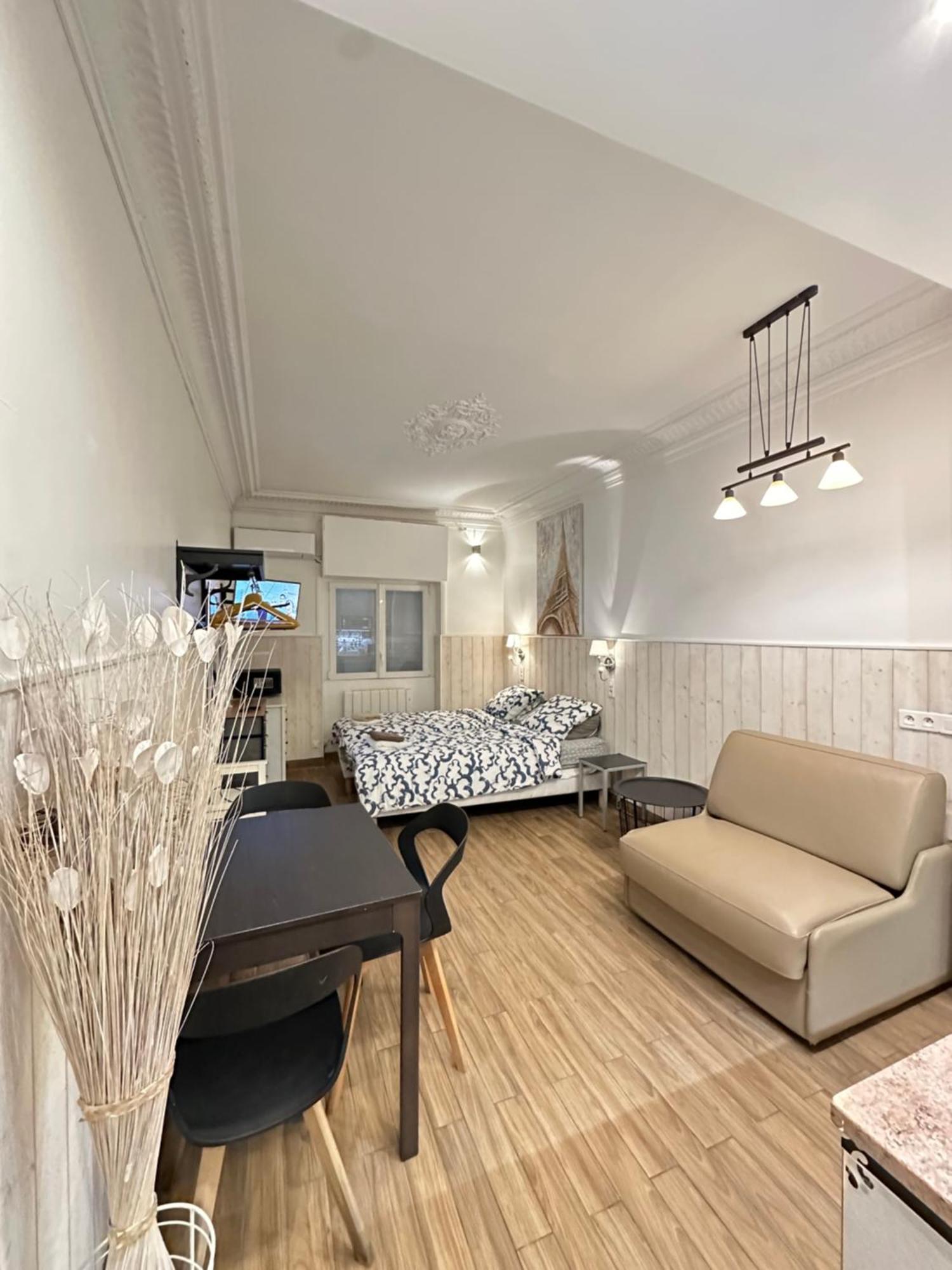 15 Ground Floor Appartement Paris