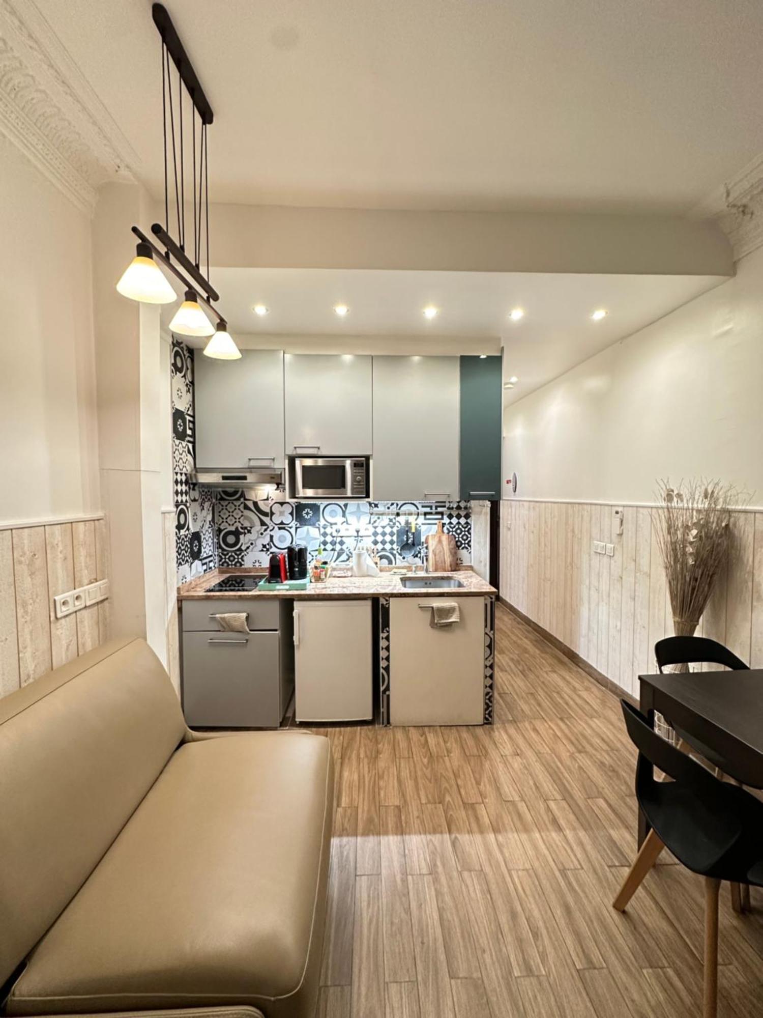 15 Ground Floor Appartement Paris