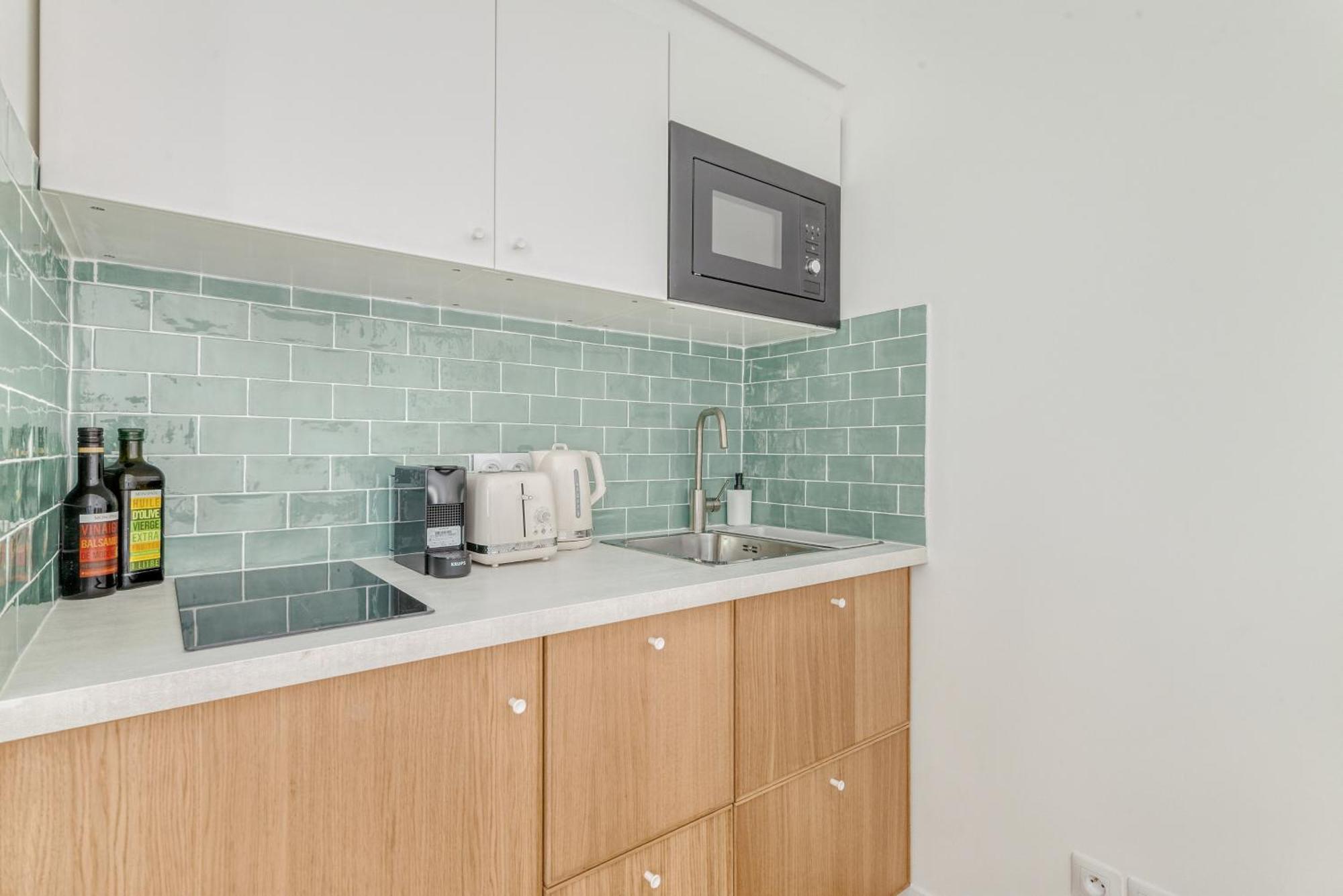 Charming Little House In Th Heart Of Batignolles Apartment *