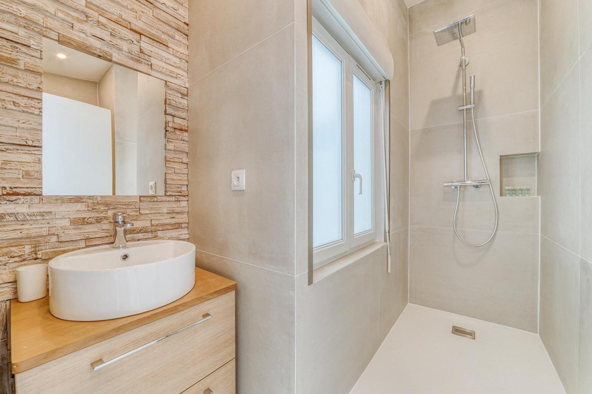 Charming Little House In Th Heart Of Batignolles Apartment Paris
