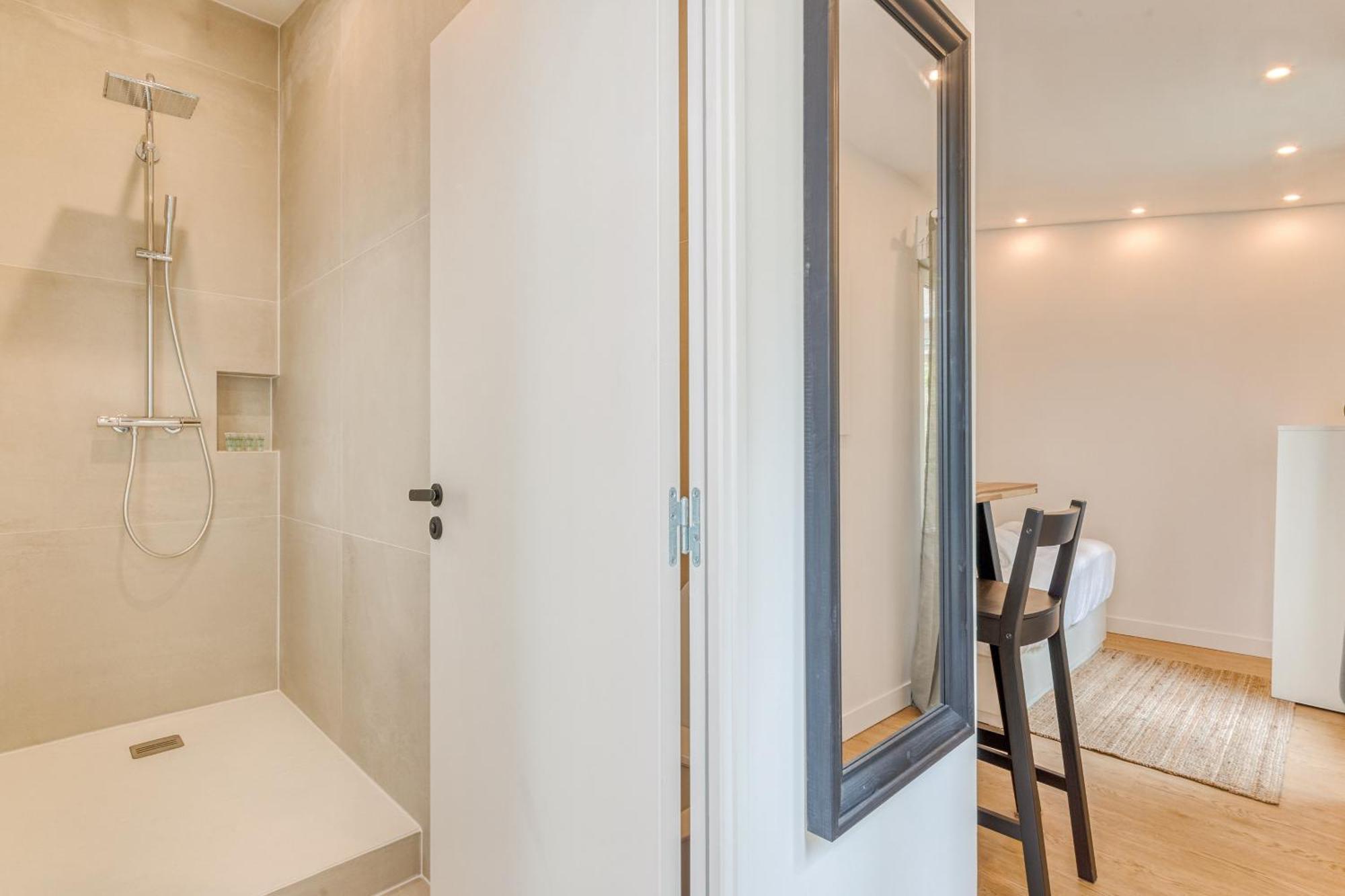 Charming Little House In Th Heart Of Batignolles