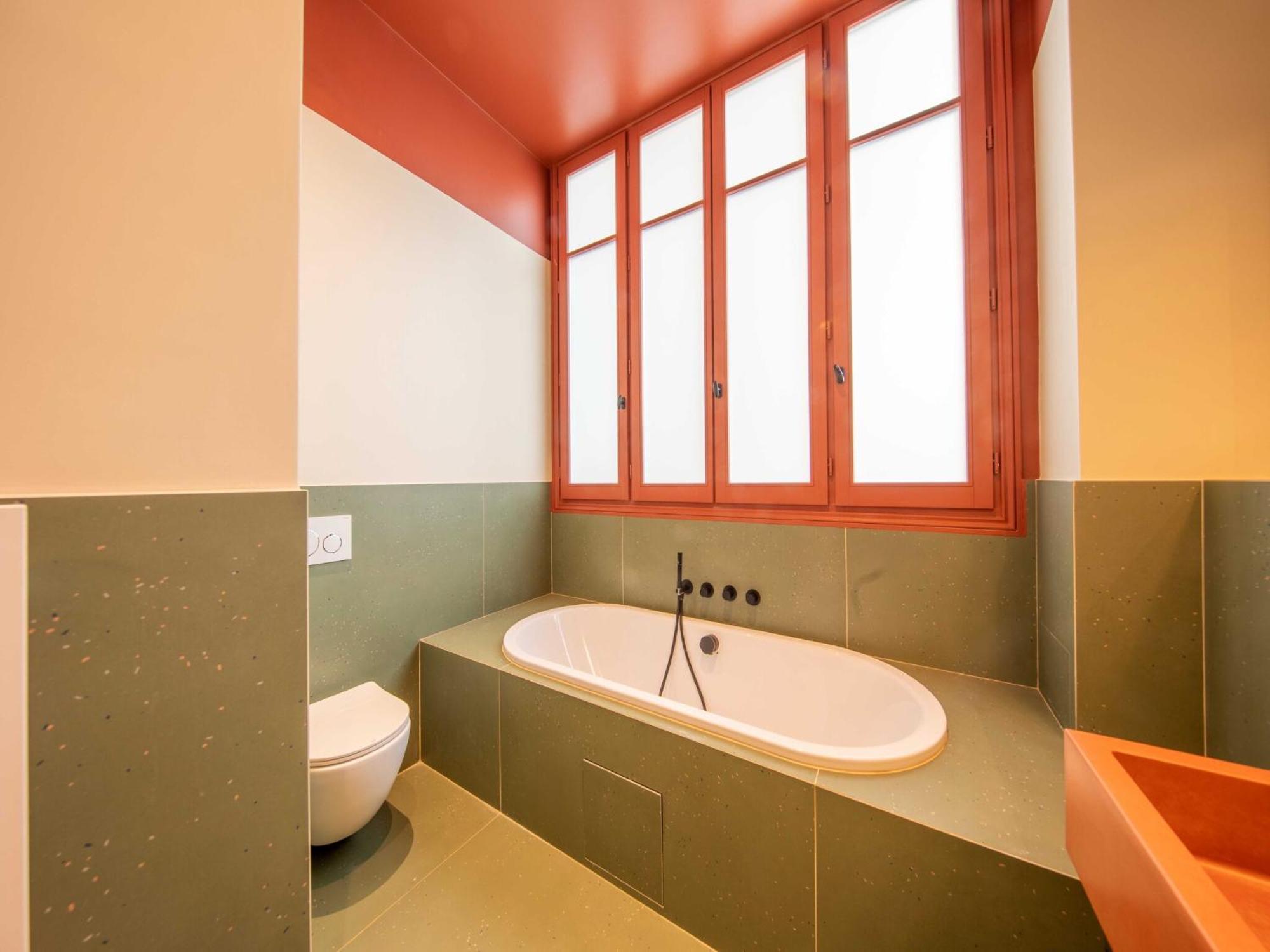 Exceptional 3bd - Trocadero Victor Hugo Apartment *