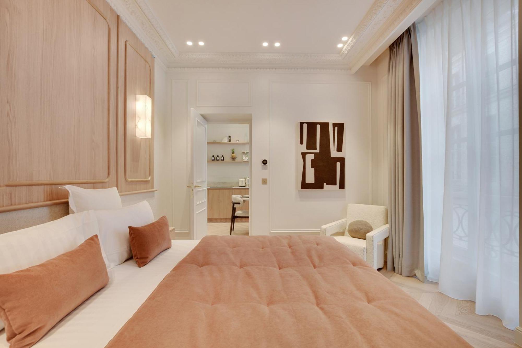 Apartment Maison Galante's With Services In Louvre - Rue Des Dechargeurs Paris