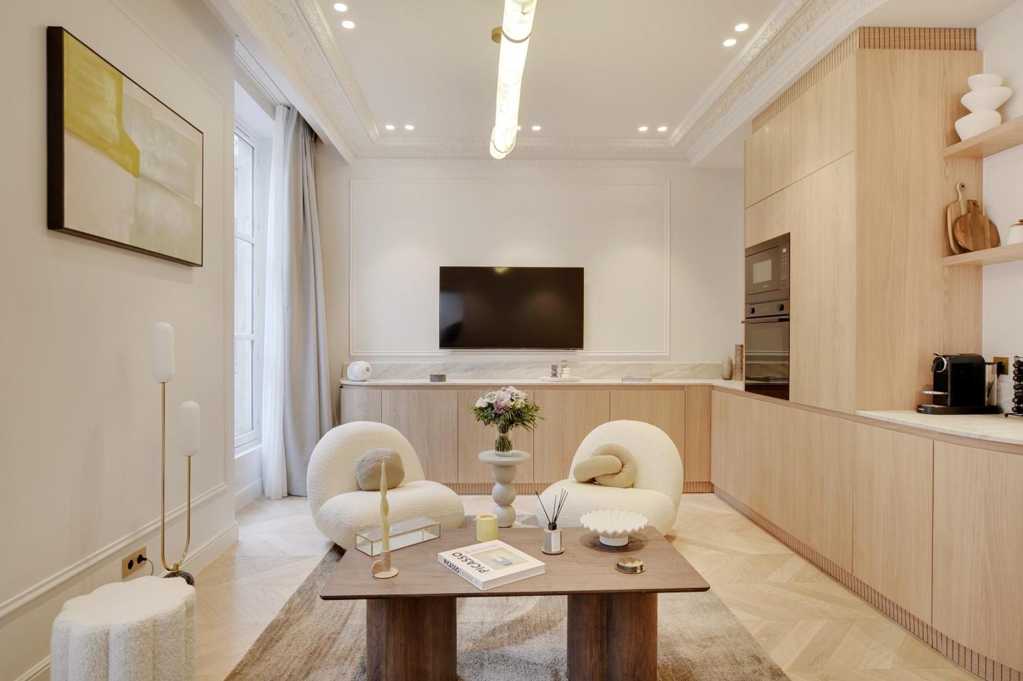 Apartment Maison Galante's With Services In Louvre - Rue Des Dechargeurs *