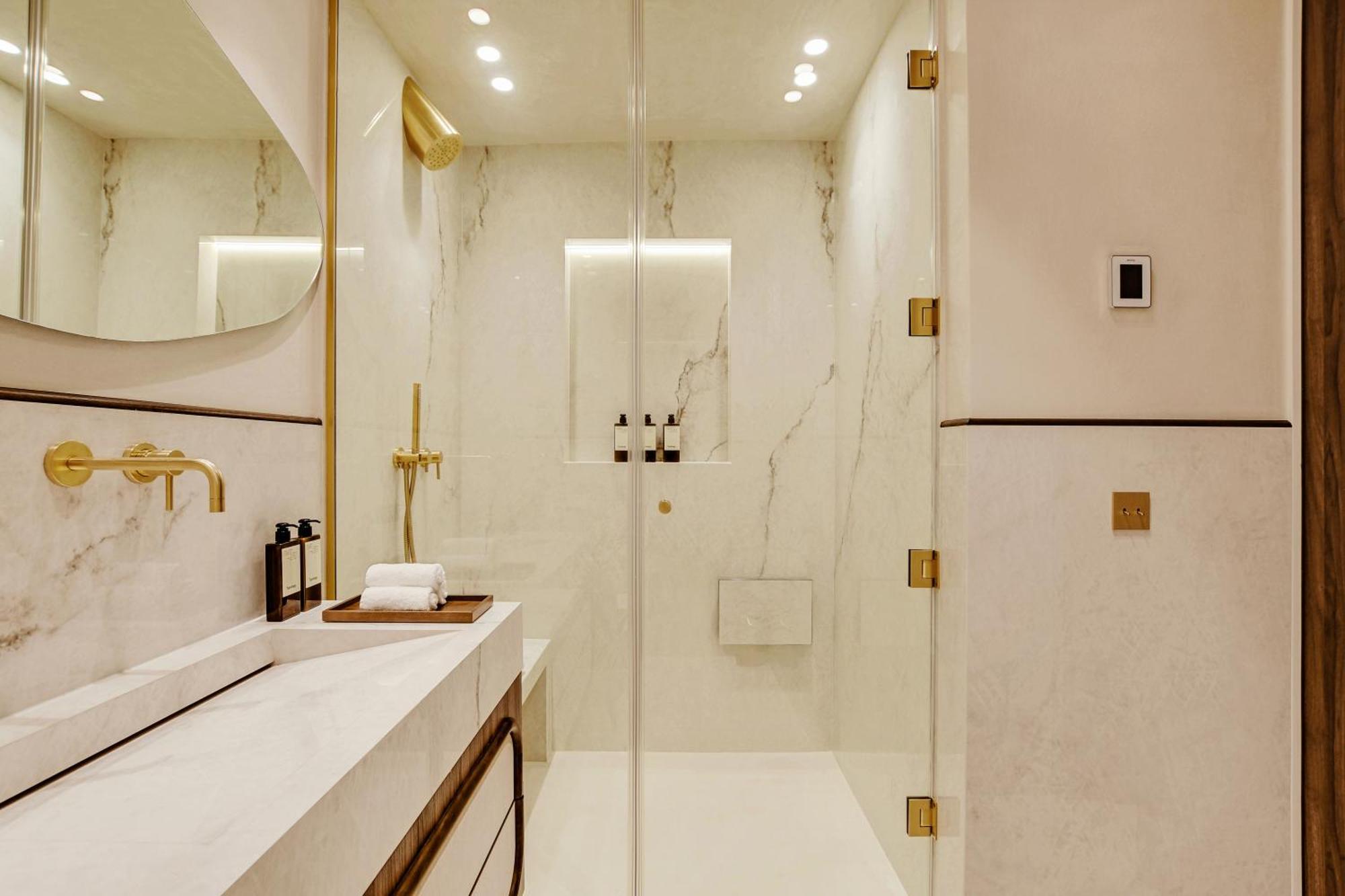 Maison Galante's With Services In Louvre - Rue Des Dechargeurs Apartment *