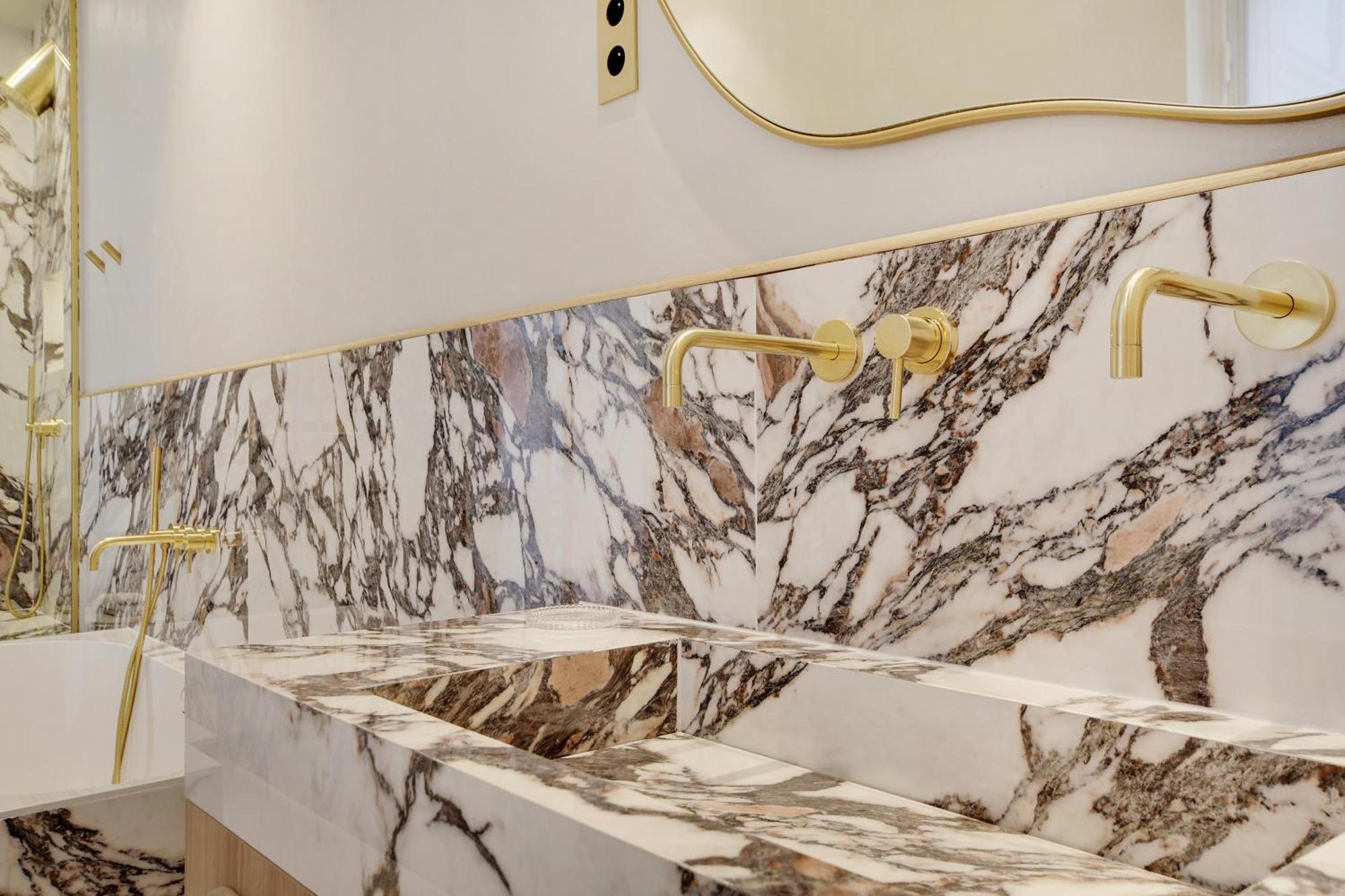 Maison Galante's With Services In Louvre - Rue Des Dechargeurs Apartment Paris