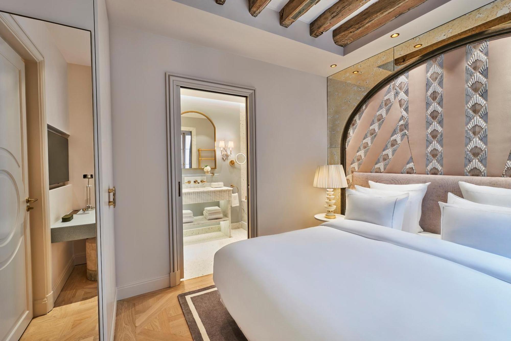 Maison Barriere Vendome Paris
