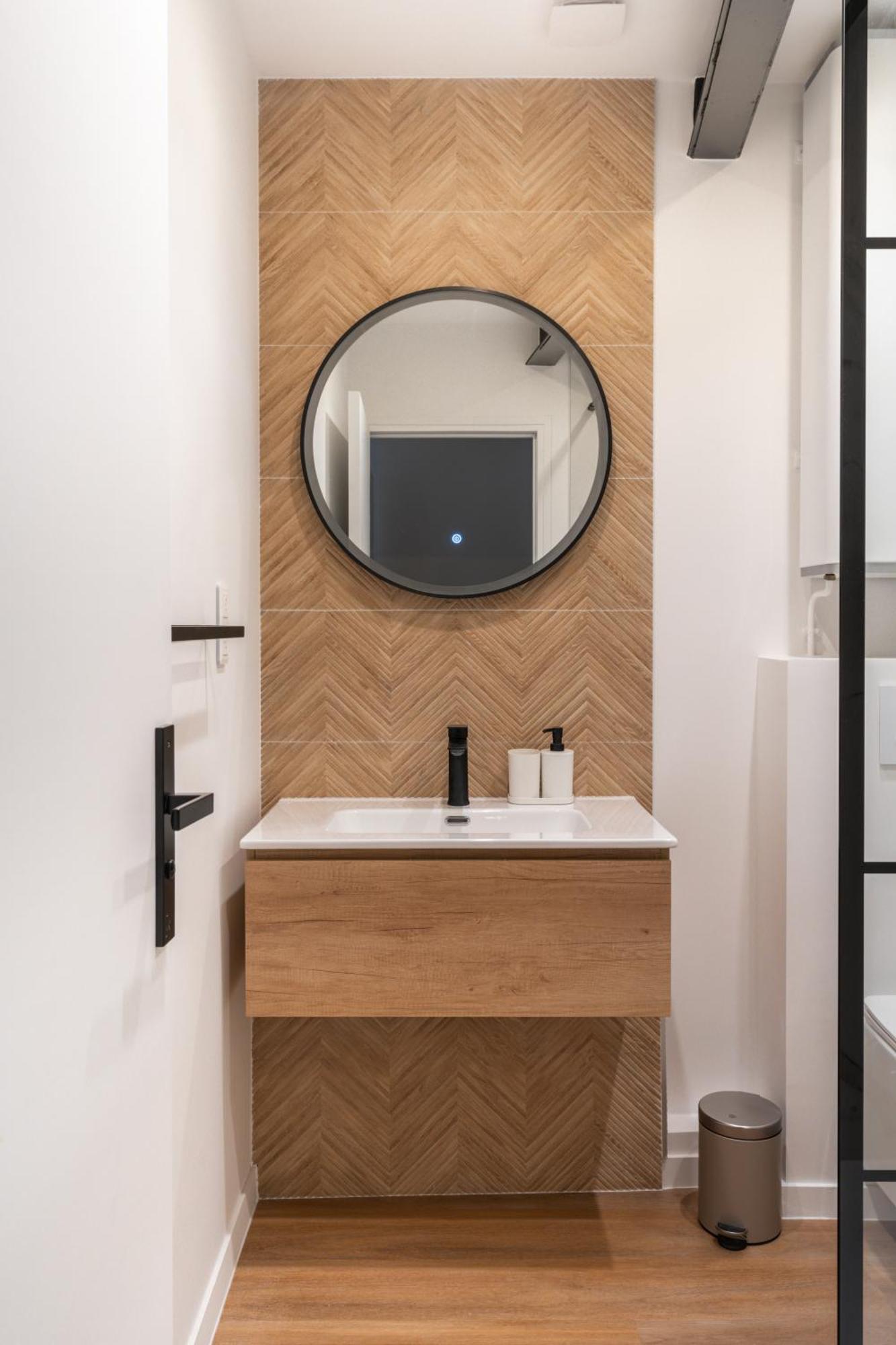 Stunning New In Apartment Paris
