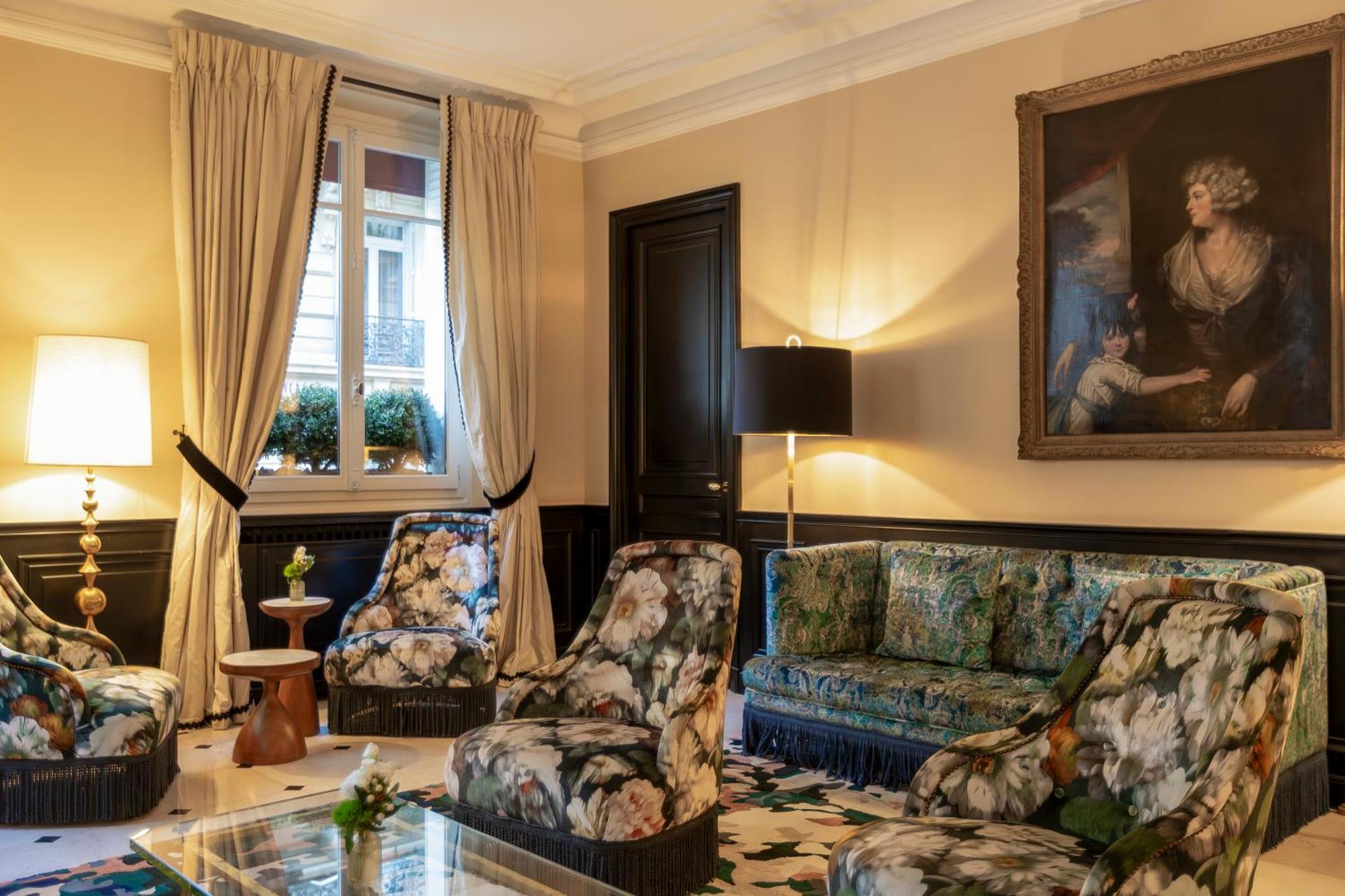 West End Hotel 4*