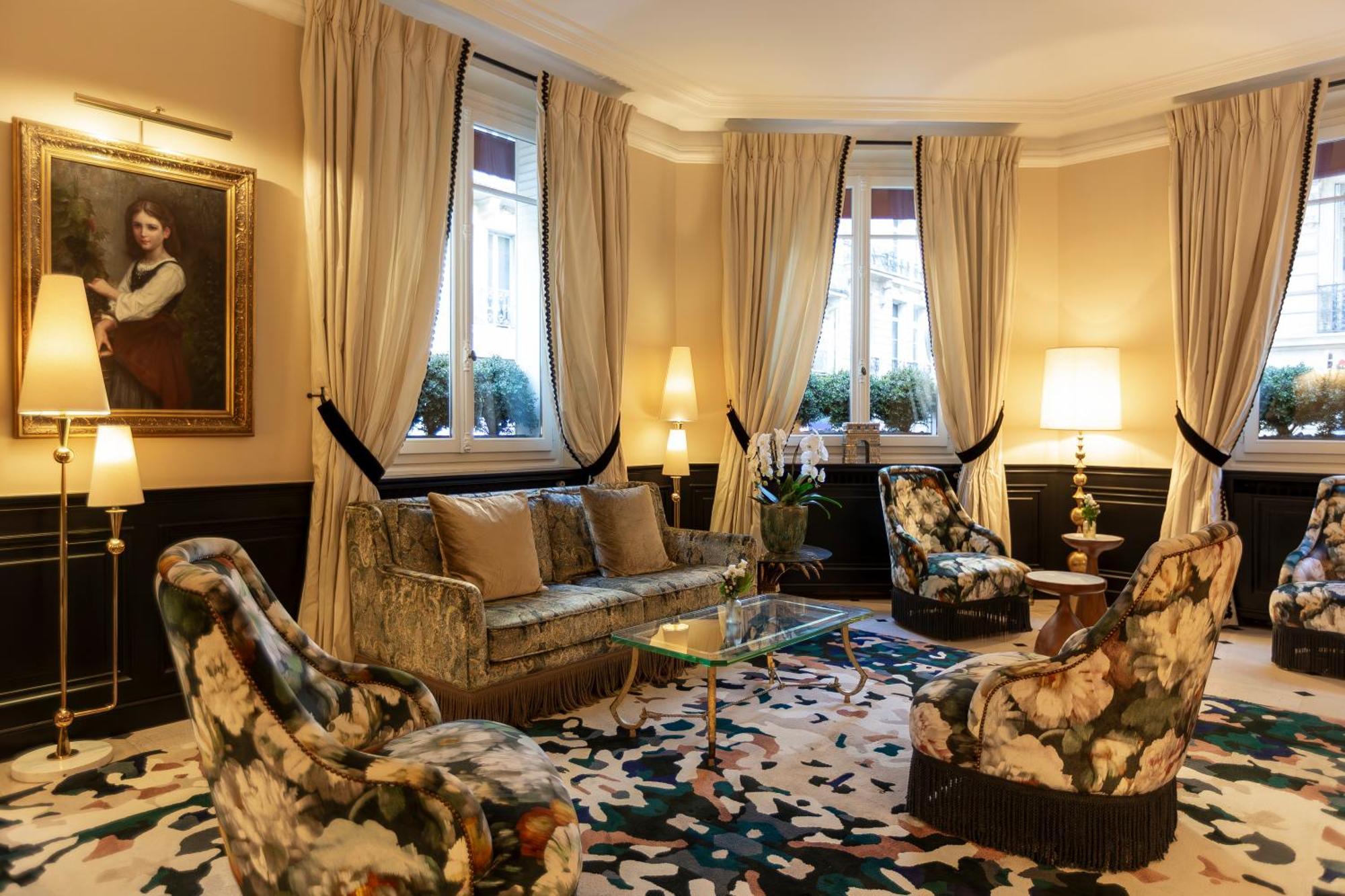West End 4*