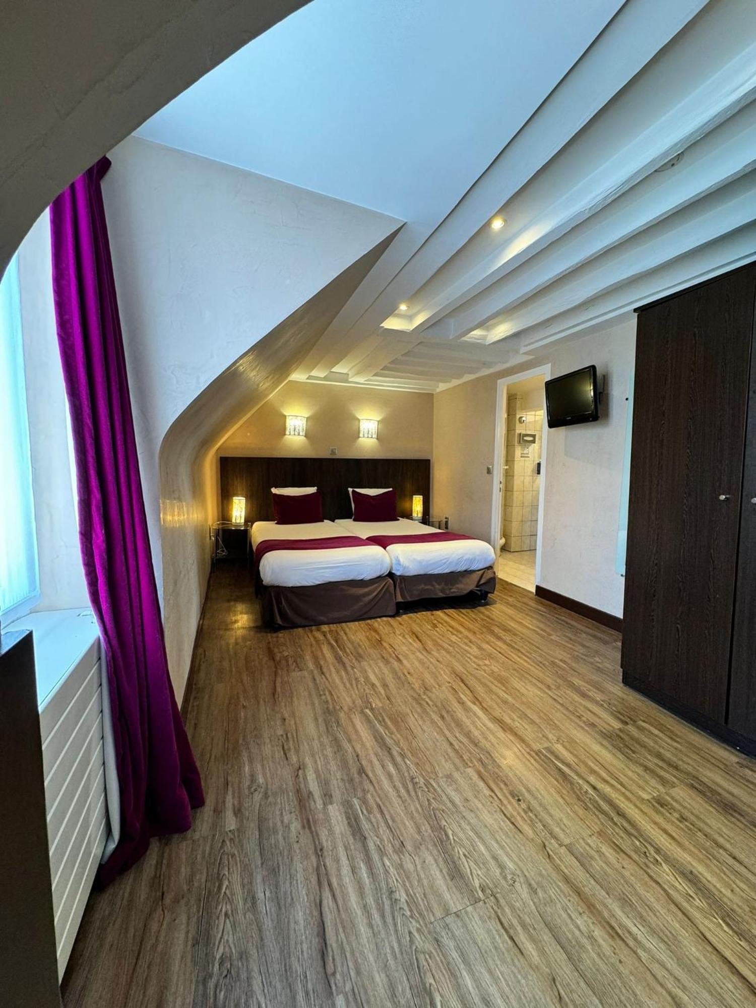 Hotel Pax Opéra Paris