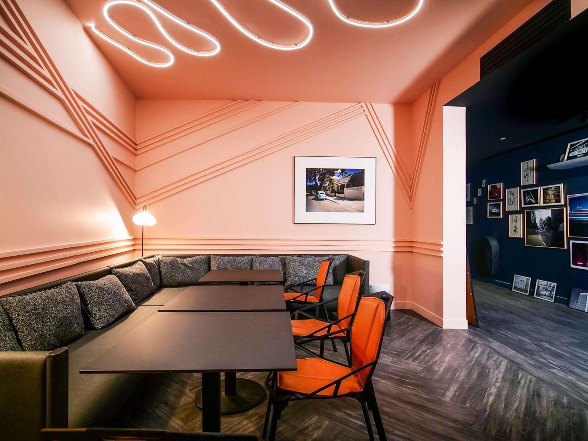 Tribe Batignolles Hotel Paris