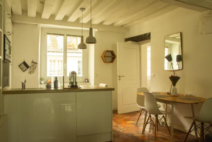 Loft Parisien Au Coeur Du Marais Apartment *