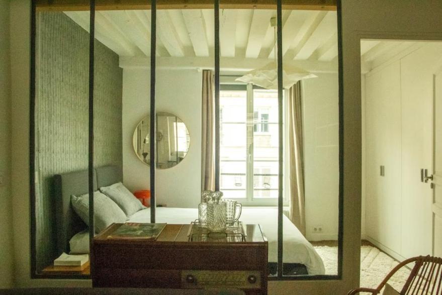 Apartment Loft Parisien Au Coeur Du Marais