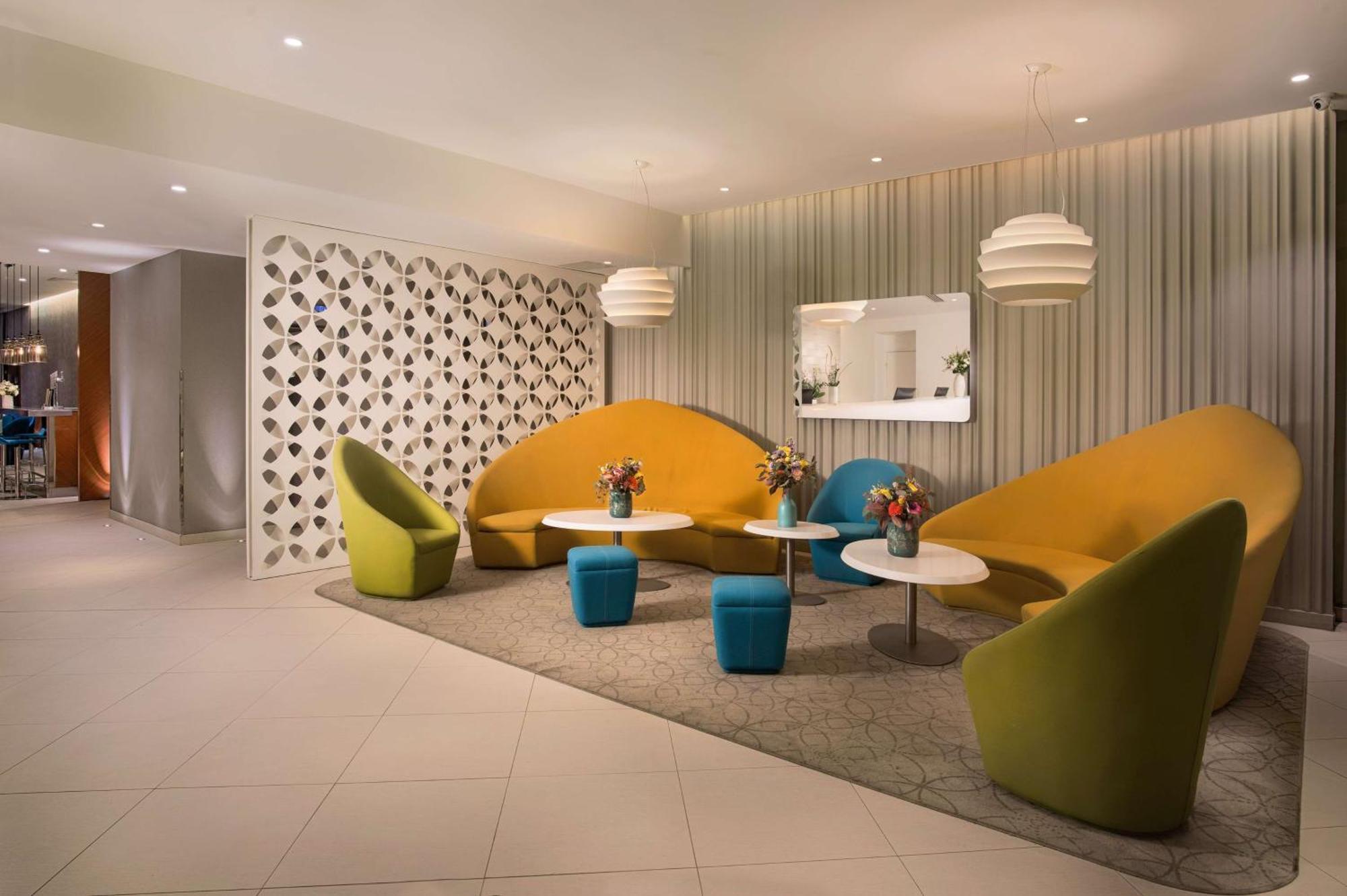 Hotel Nh Gare De L'est 4*