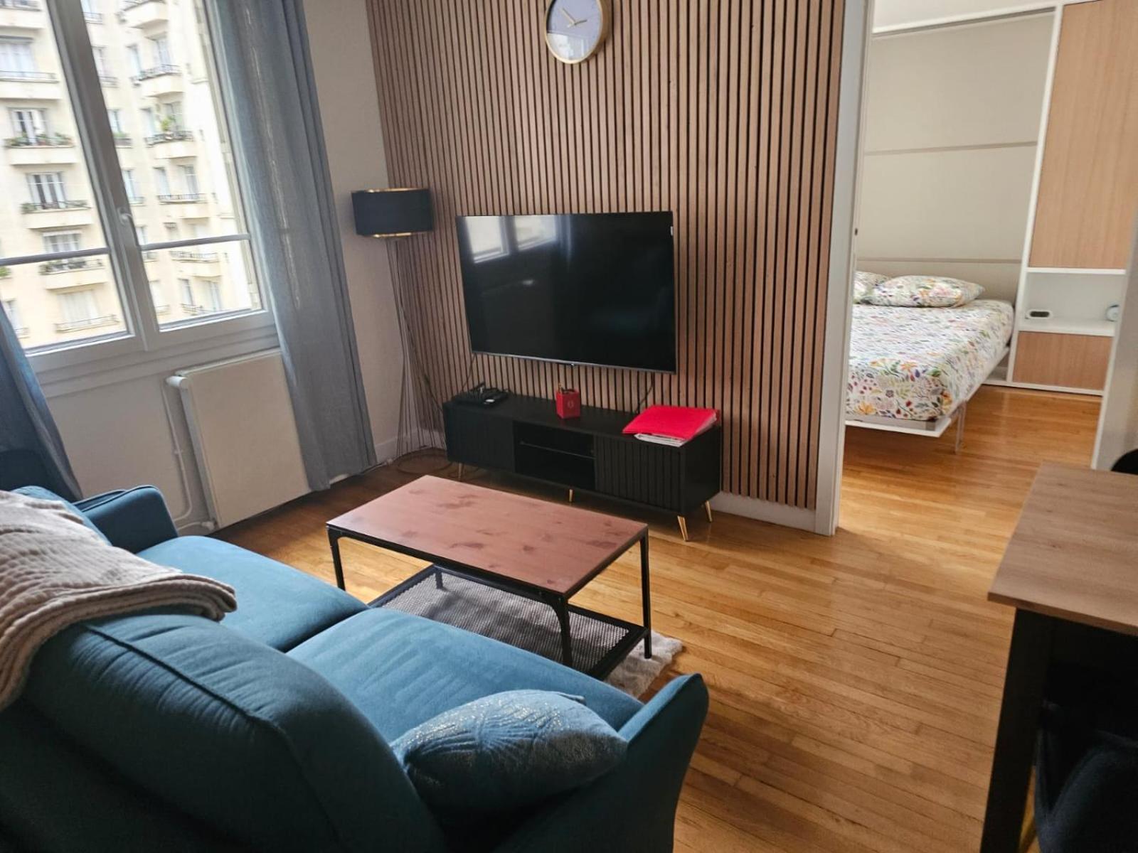 Apartment View Sur La Seine