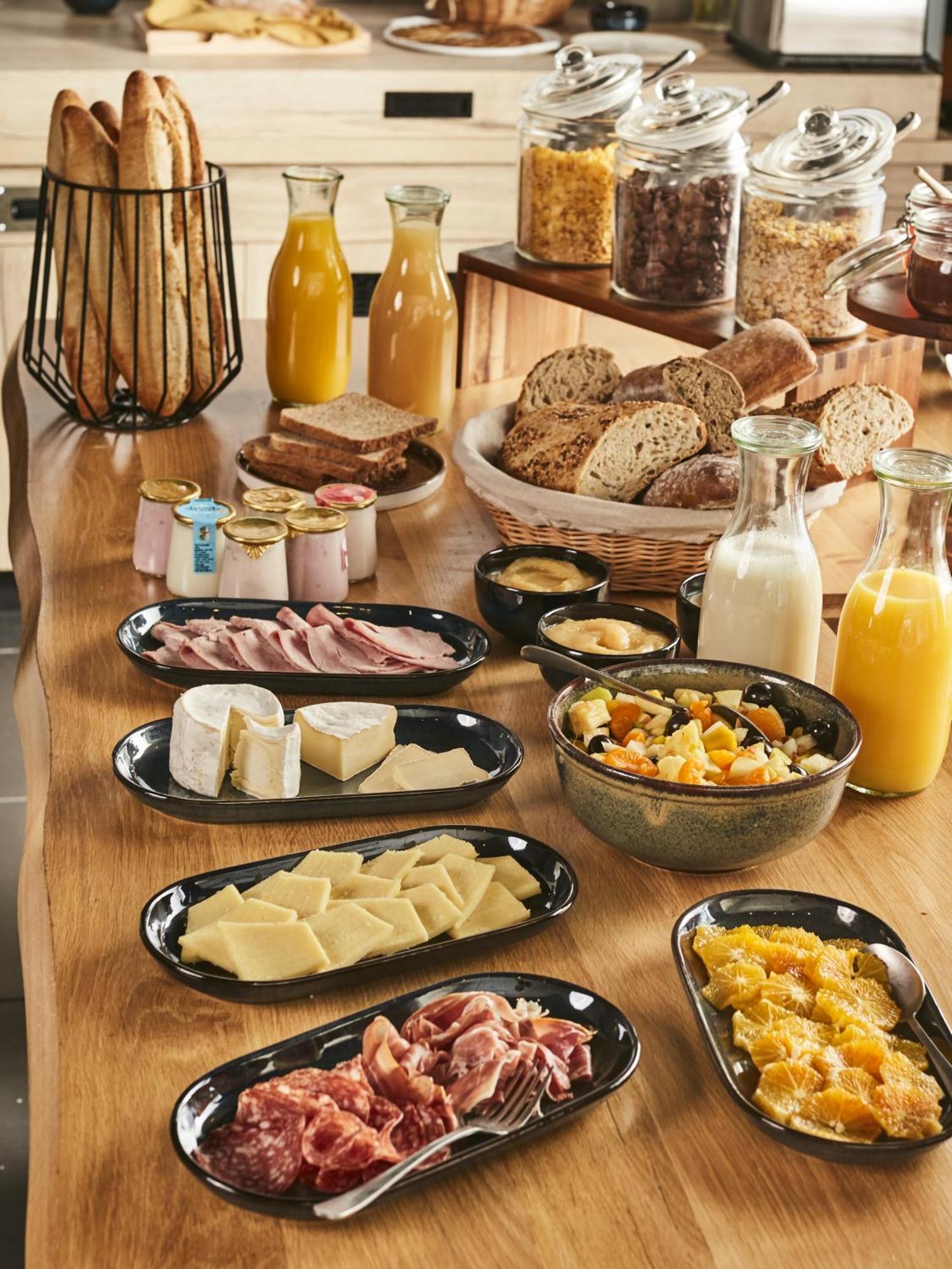 Campanile Prime 19 - La Paris