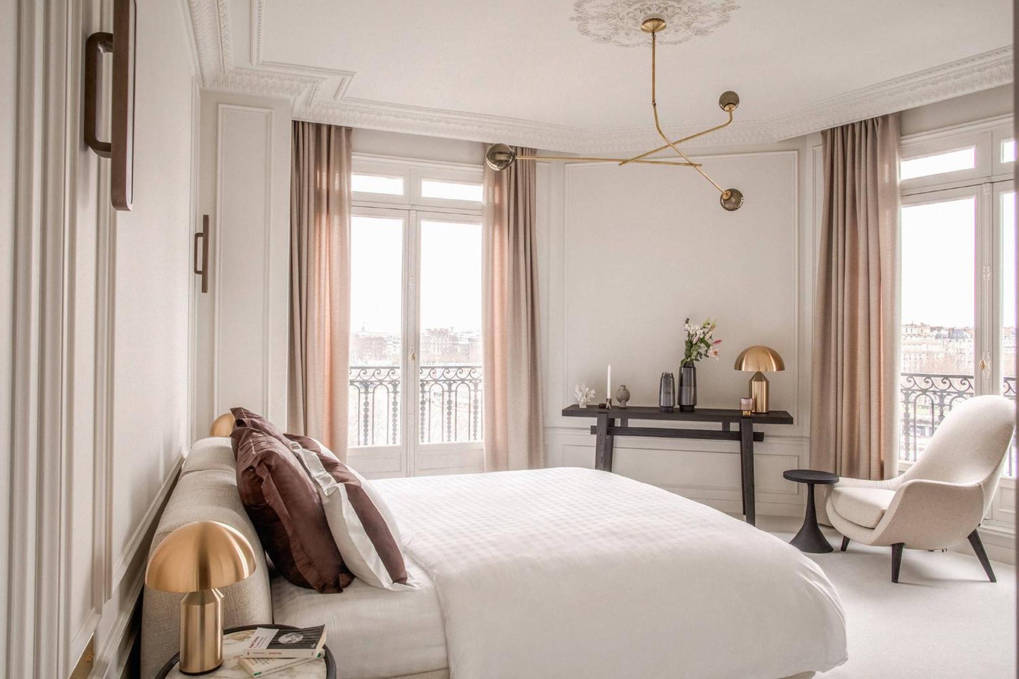 Avenue Des Champs-elysees Apartment Paris