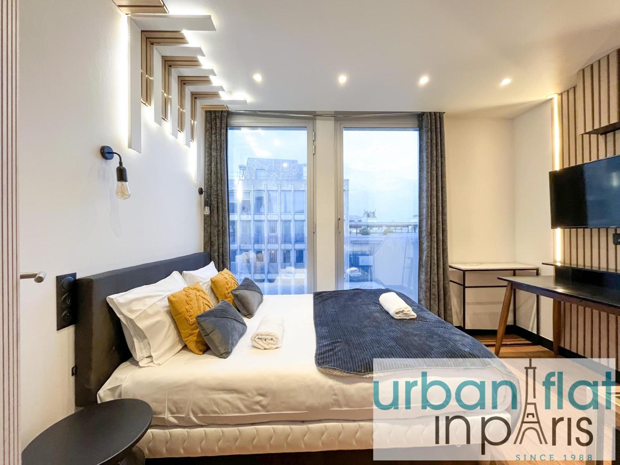Apartment Urban Flat 129 - Art Champs-elysees Paris