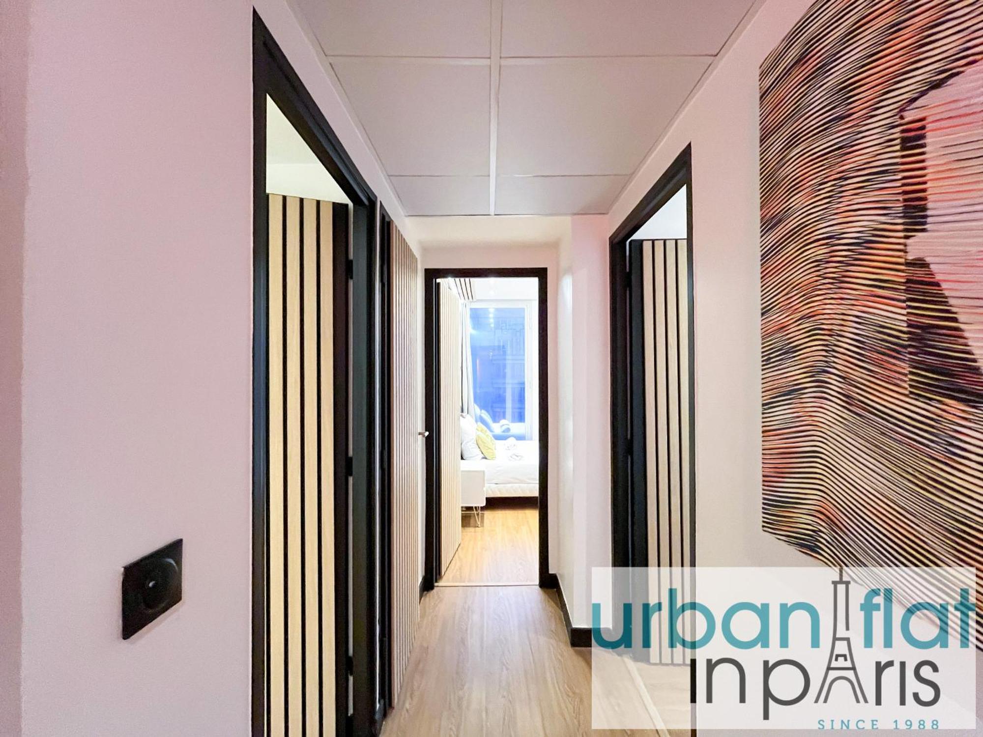 Urban Flat 129 - Art Champs-elysees *