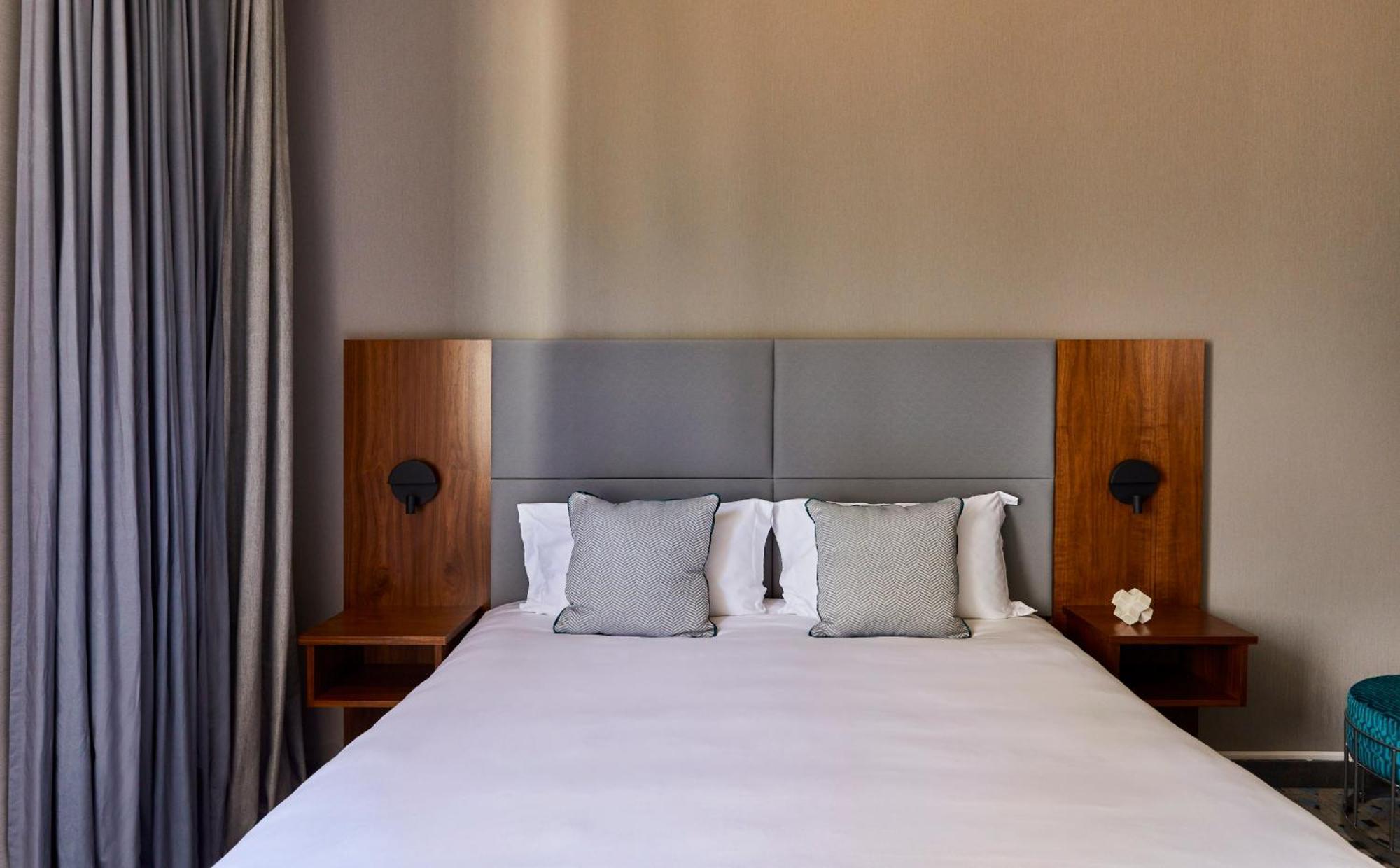 Crowne Plaza République, An Ihg 4* Paris