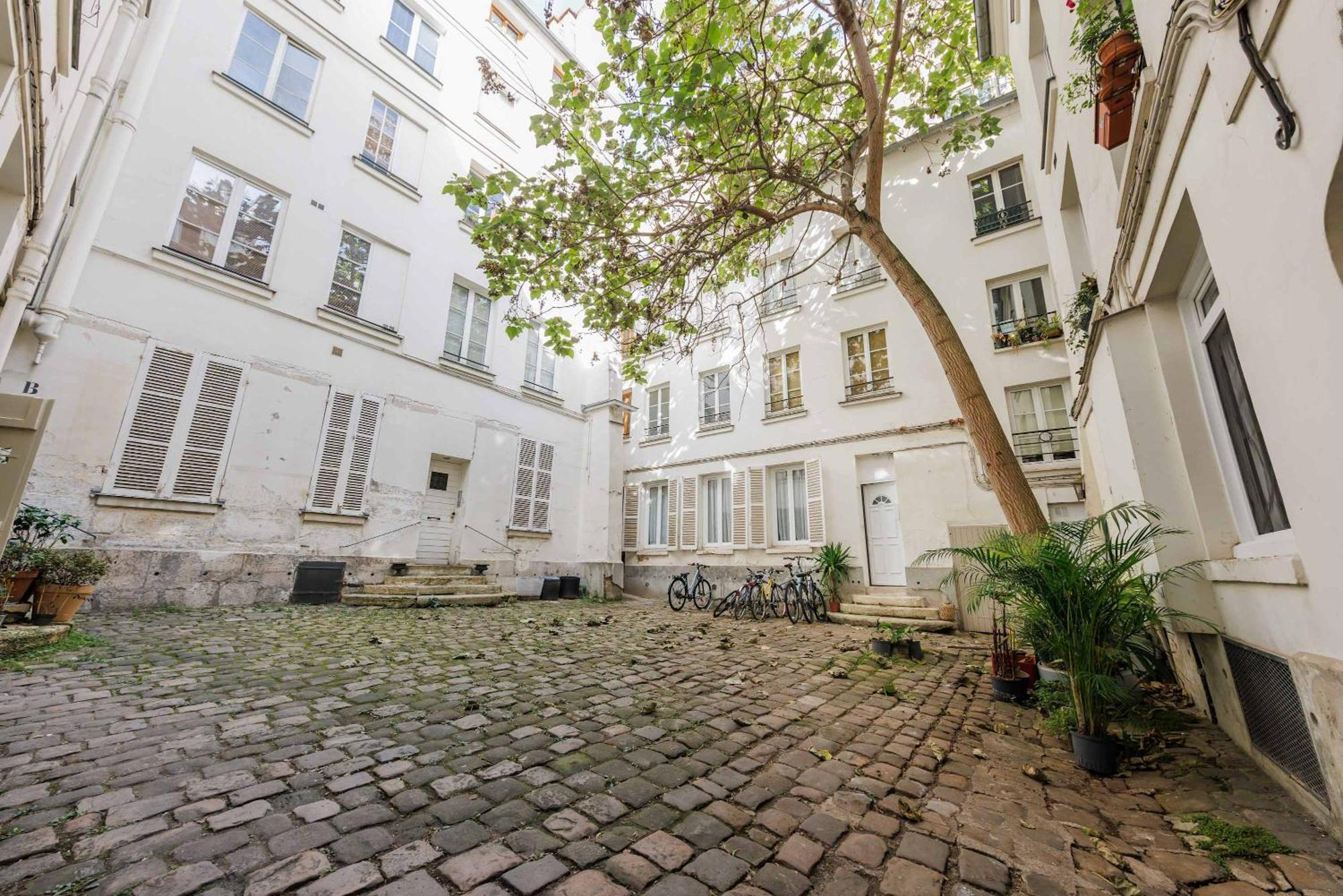 5e - - Haystia * Paris
