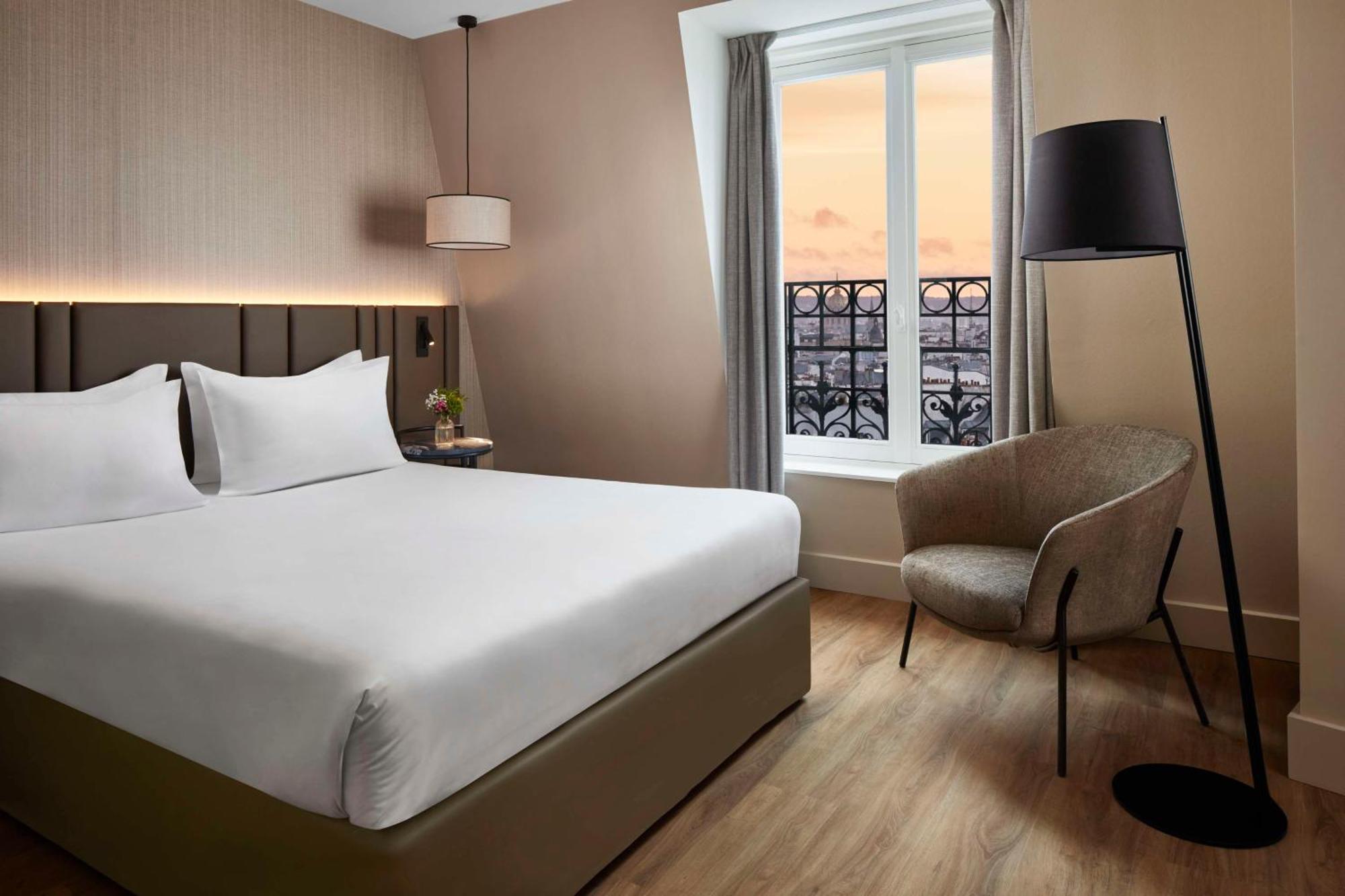 Nh Gare De L'est Hotel Paris