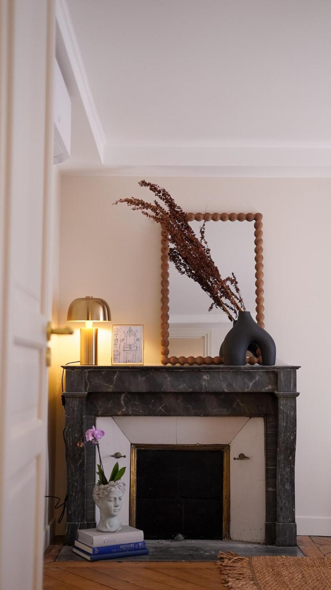 Vendome Parisian Elegance With A Patio