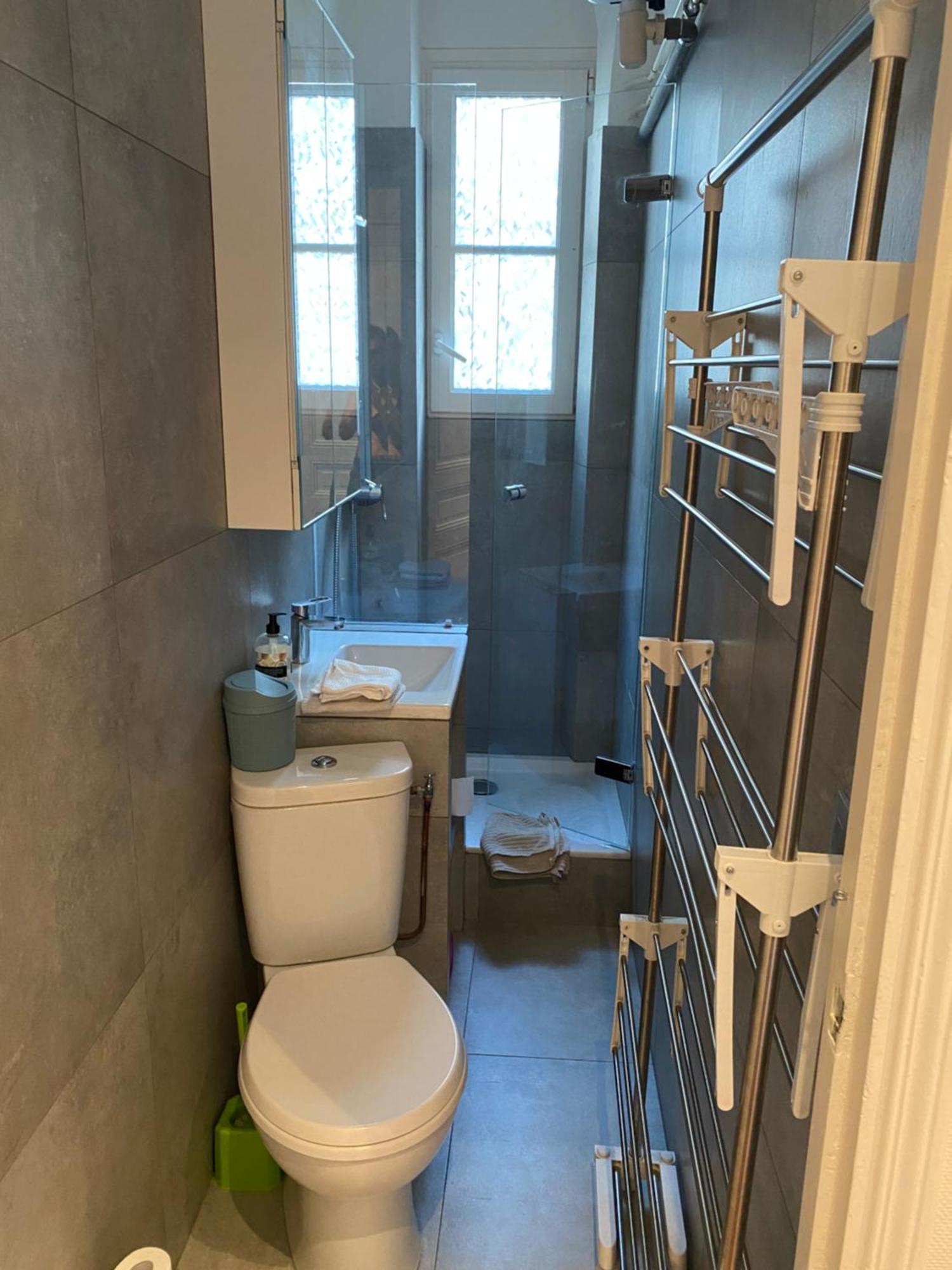 Charming Close To Emily's Spots In Apartment Paris