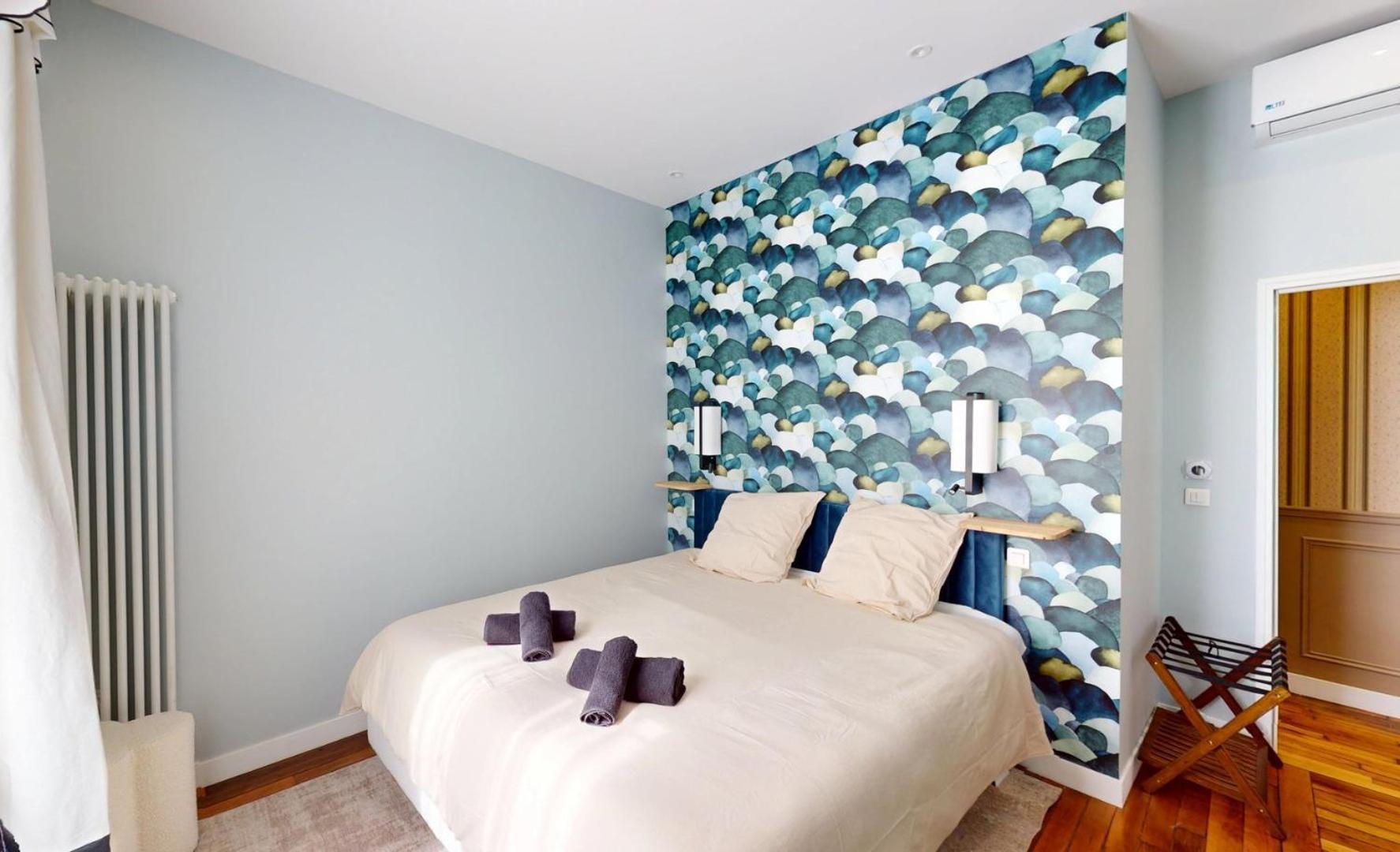 Parisian In The Latin Quarter's Heart Apartment *