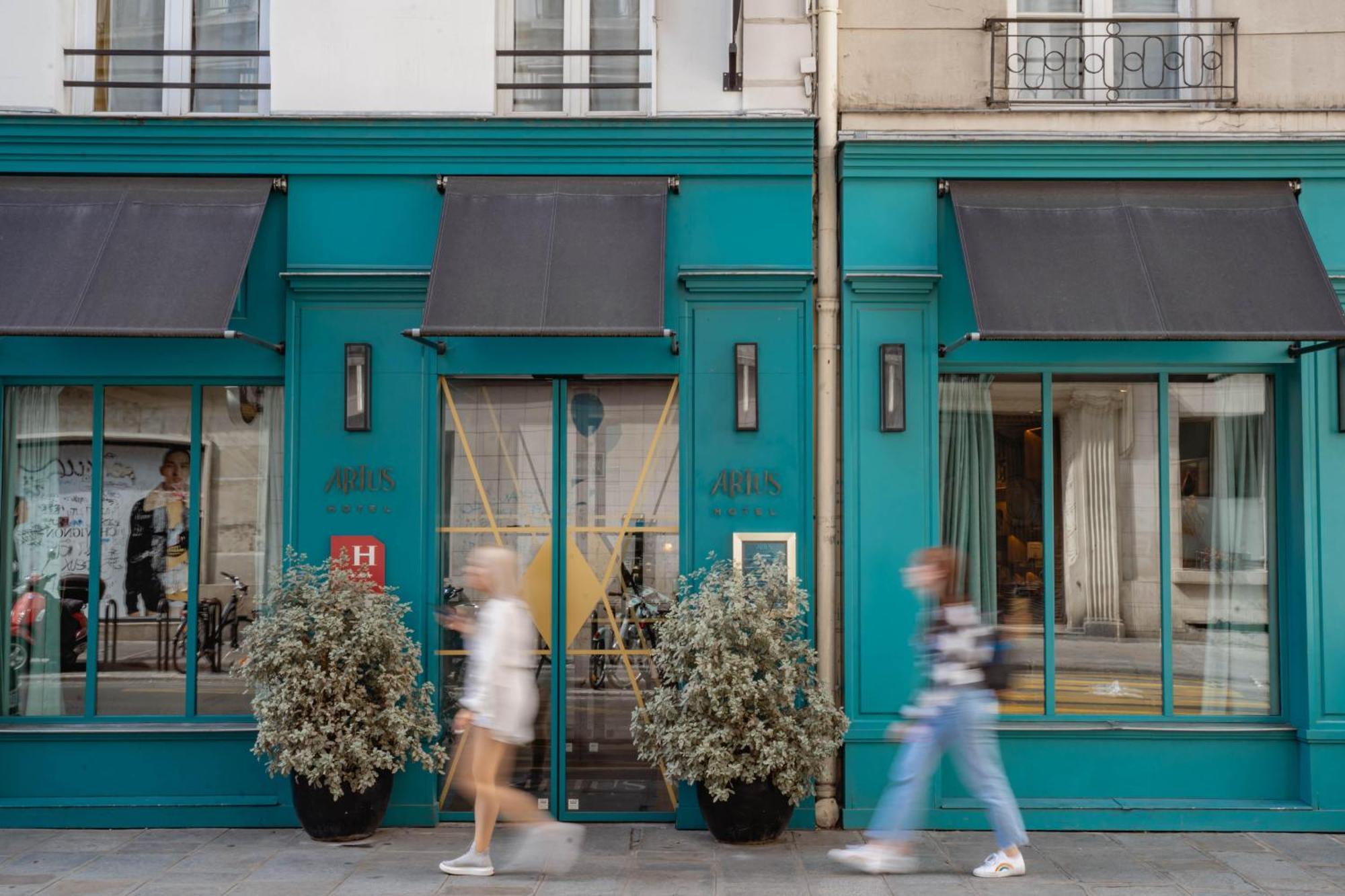 Artus 4* Paris